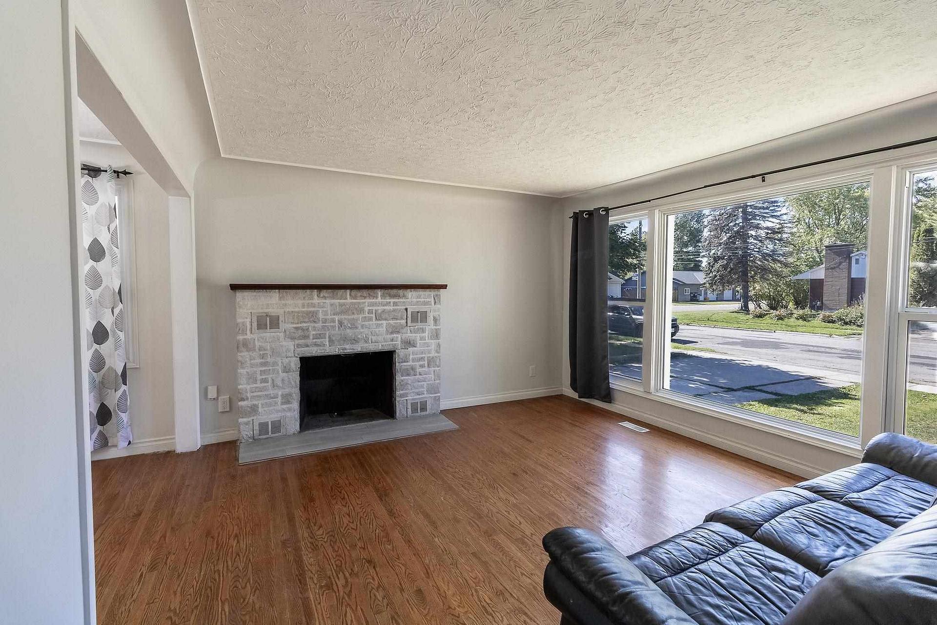 Photo 9 of 200 Hugill Street, Sault Ste Marie, Ward 1 — HOMEH