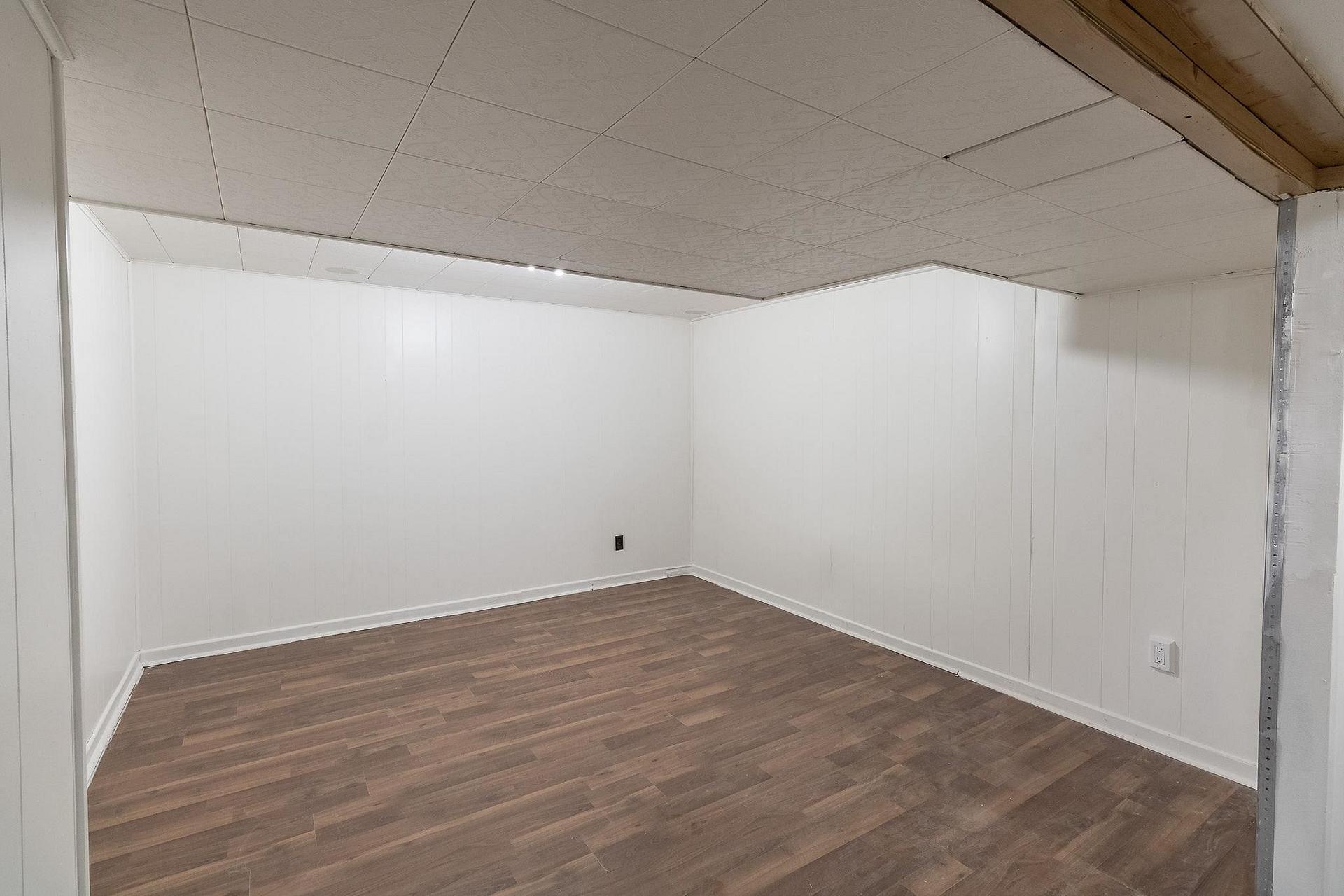 Photo 20 of 200 Hugill Street, Sault Ste Marie, Ward 1 — HOMEH