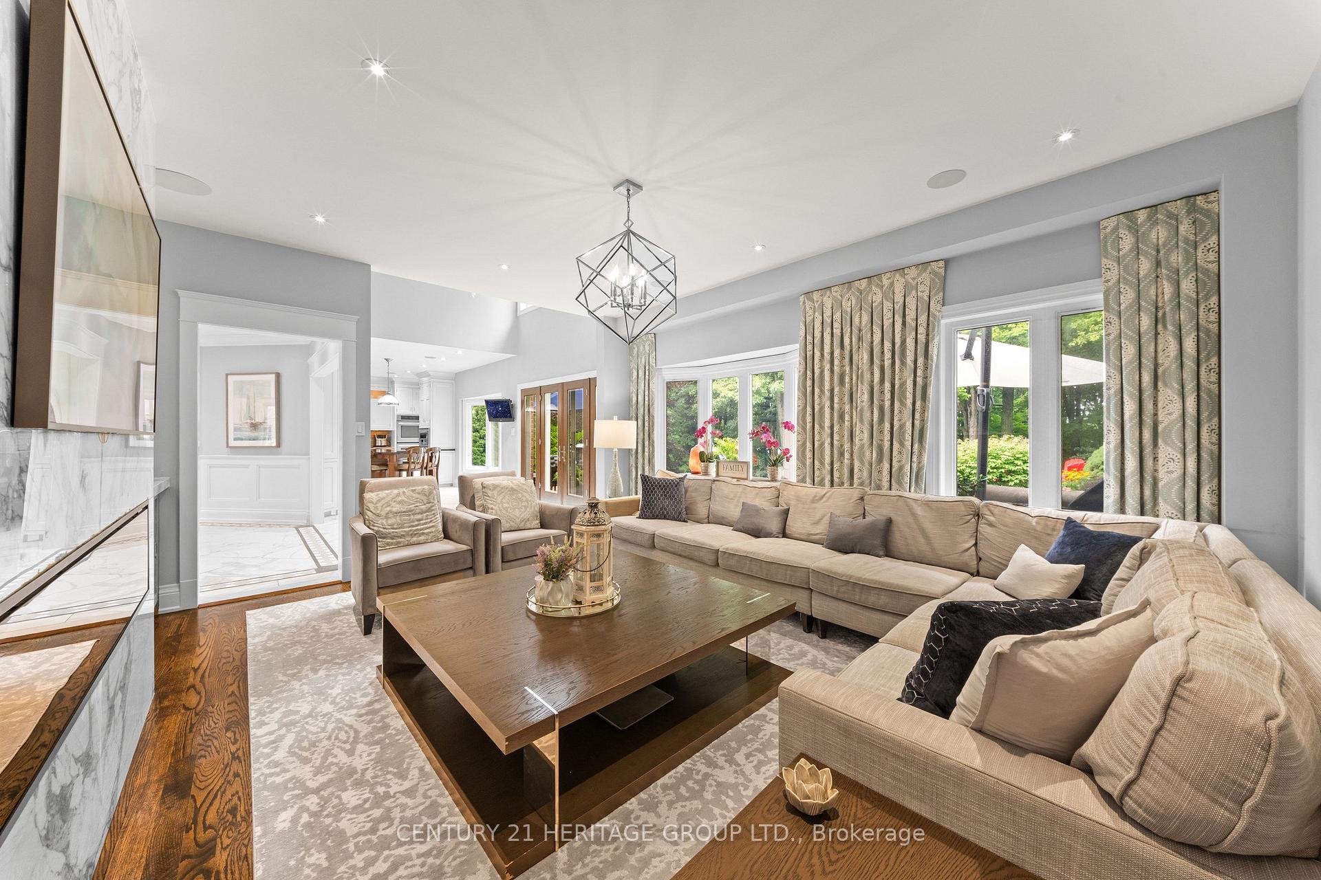 Photo 20 of 48 Carlyle Crescent, Aurora, Aurora Highlands — HOMEH