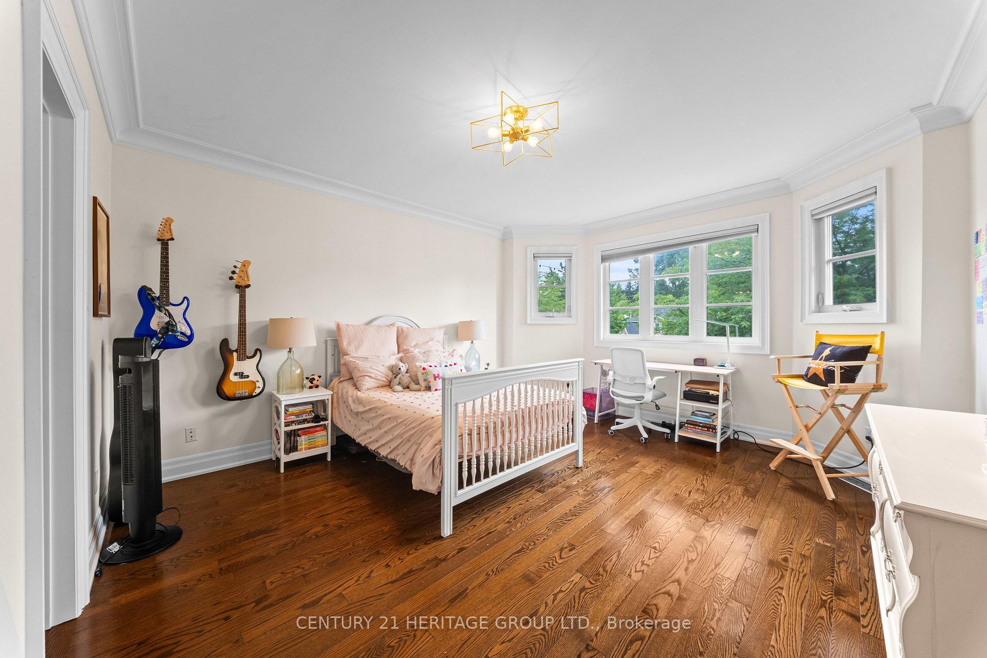 Photo 32 of 48 Carlyle Crescent, Aurora, Aurora Highlands — HOMEH
