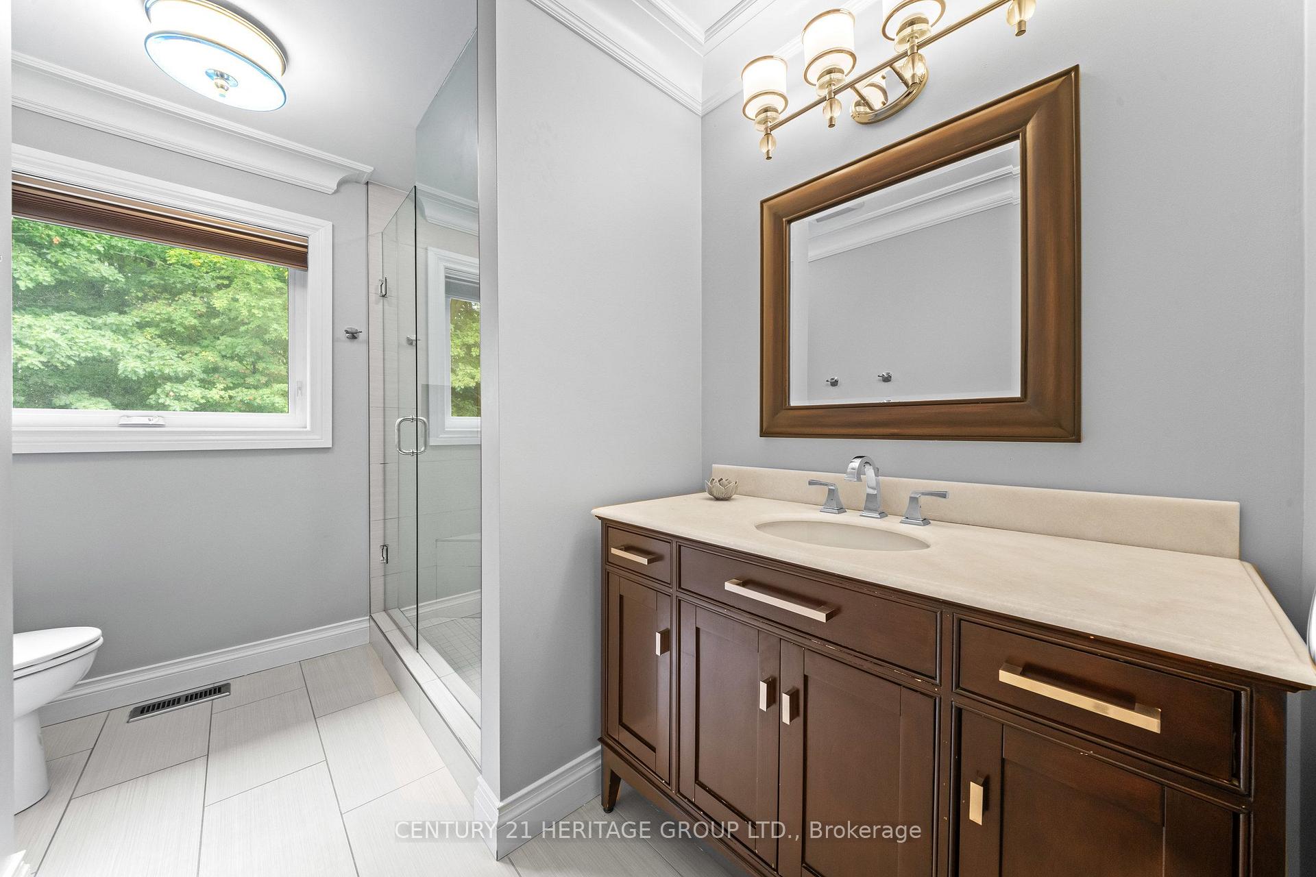 Photo 35 of 48 Carlyle Crescent, Aurora, Aurora Highlands — HOMEH