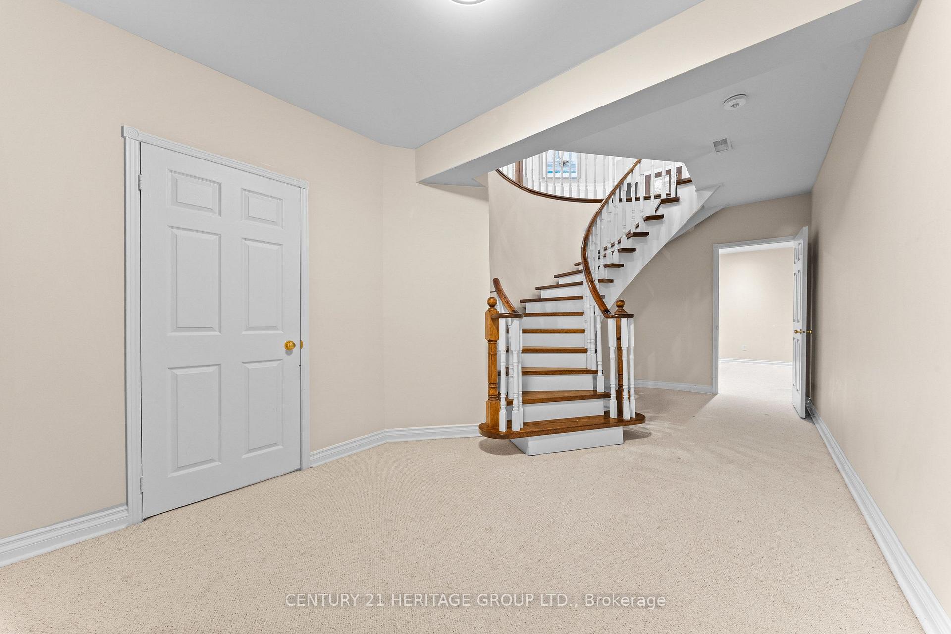 Photo 39 of 48 Carlyle Crescent, Aurora, Aurora Highlands — HOMEH