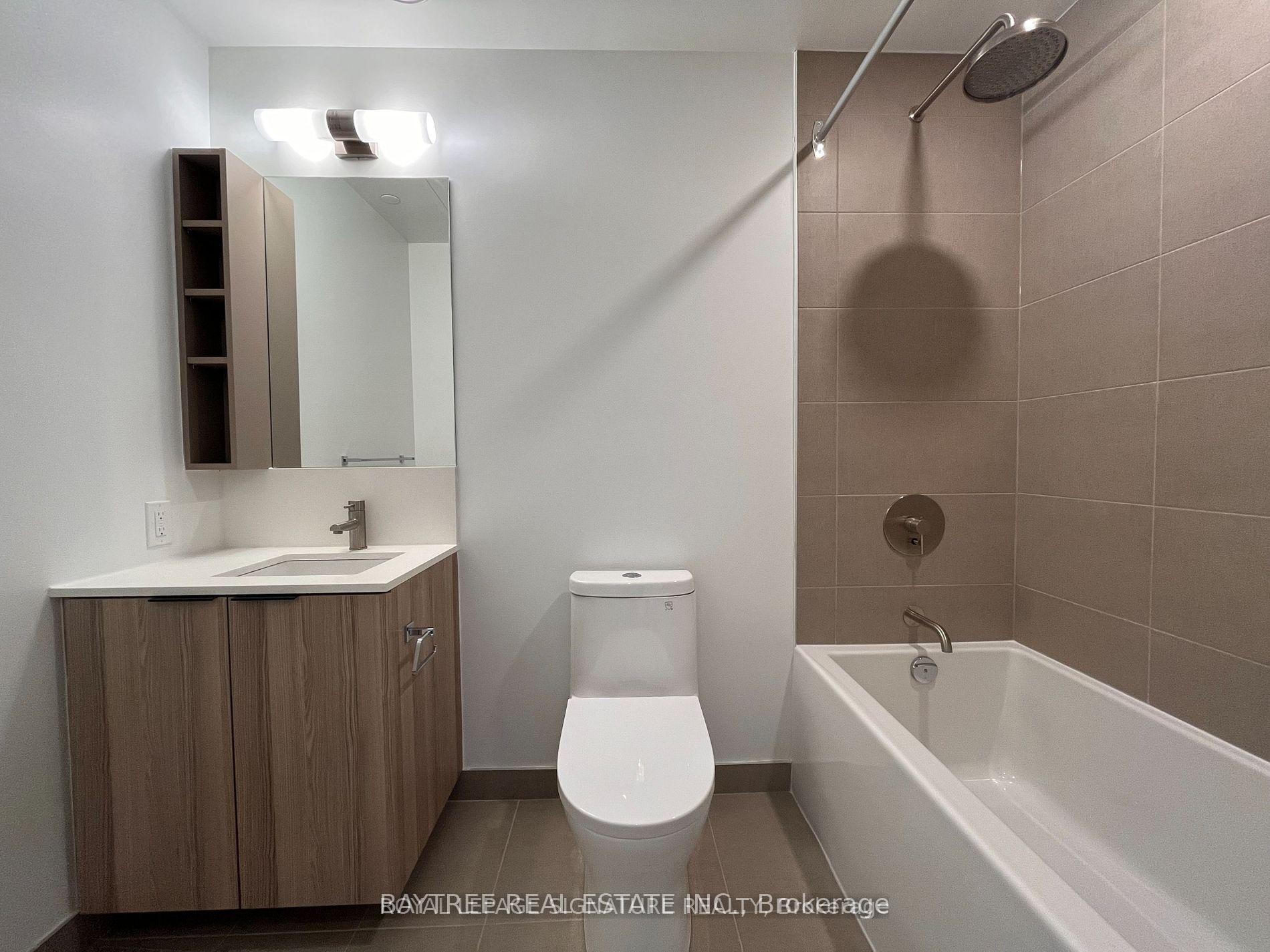Photo 13 of Unit 2507, 55 Mercer Street, Toronto, Waterfront Communities — HOMEH