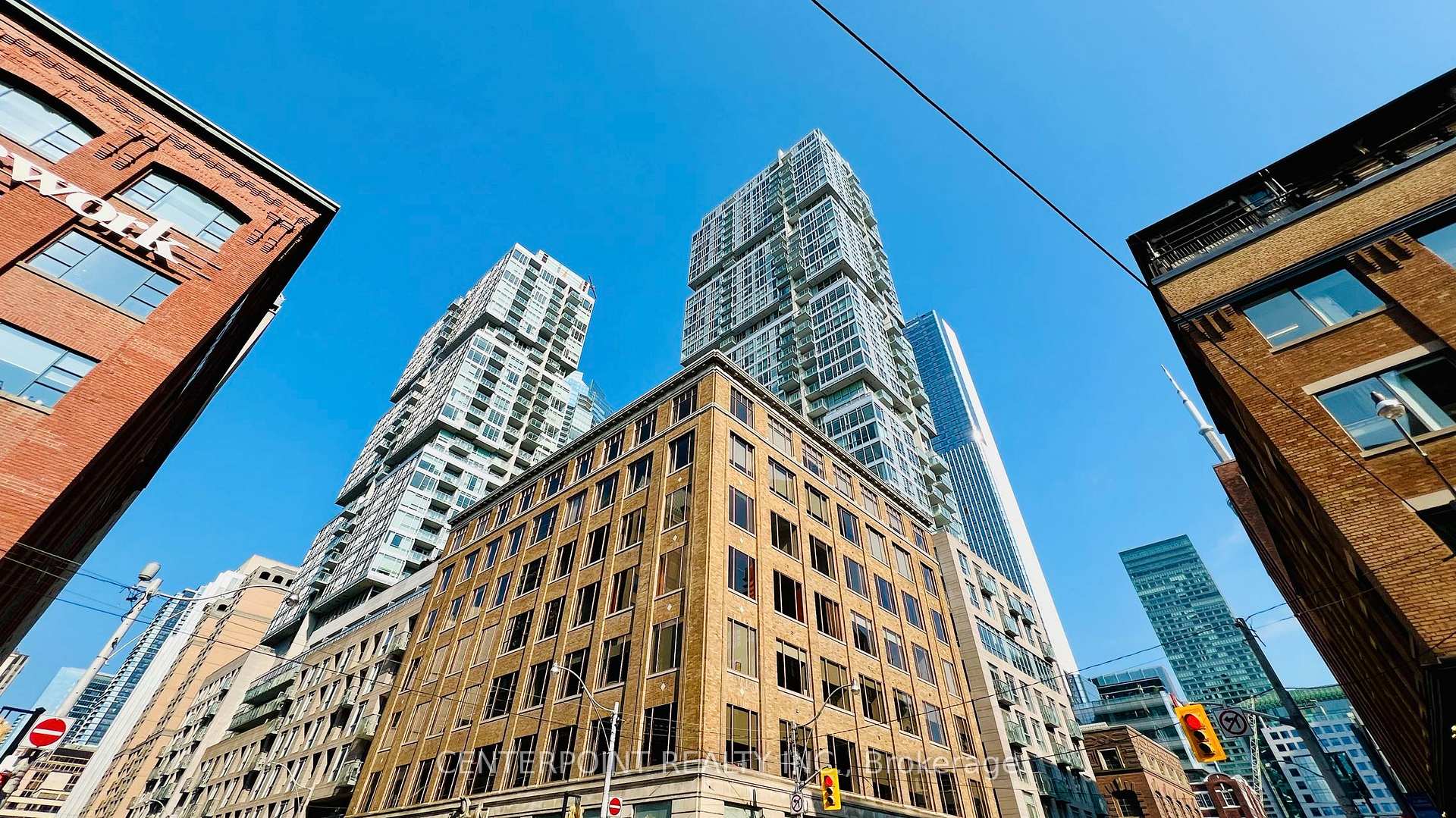 Front of Unit 2803, 199 Richmond Street W