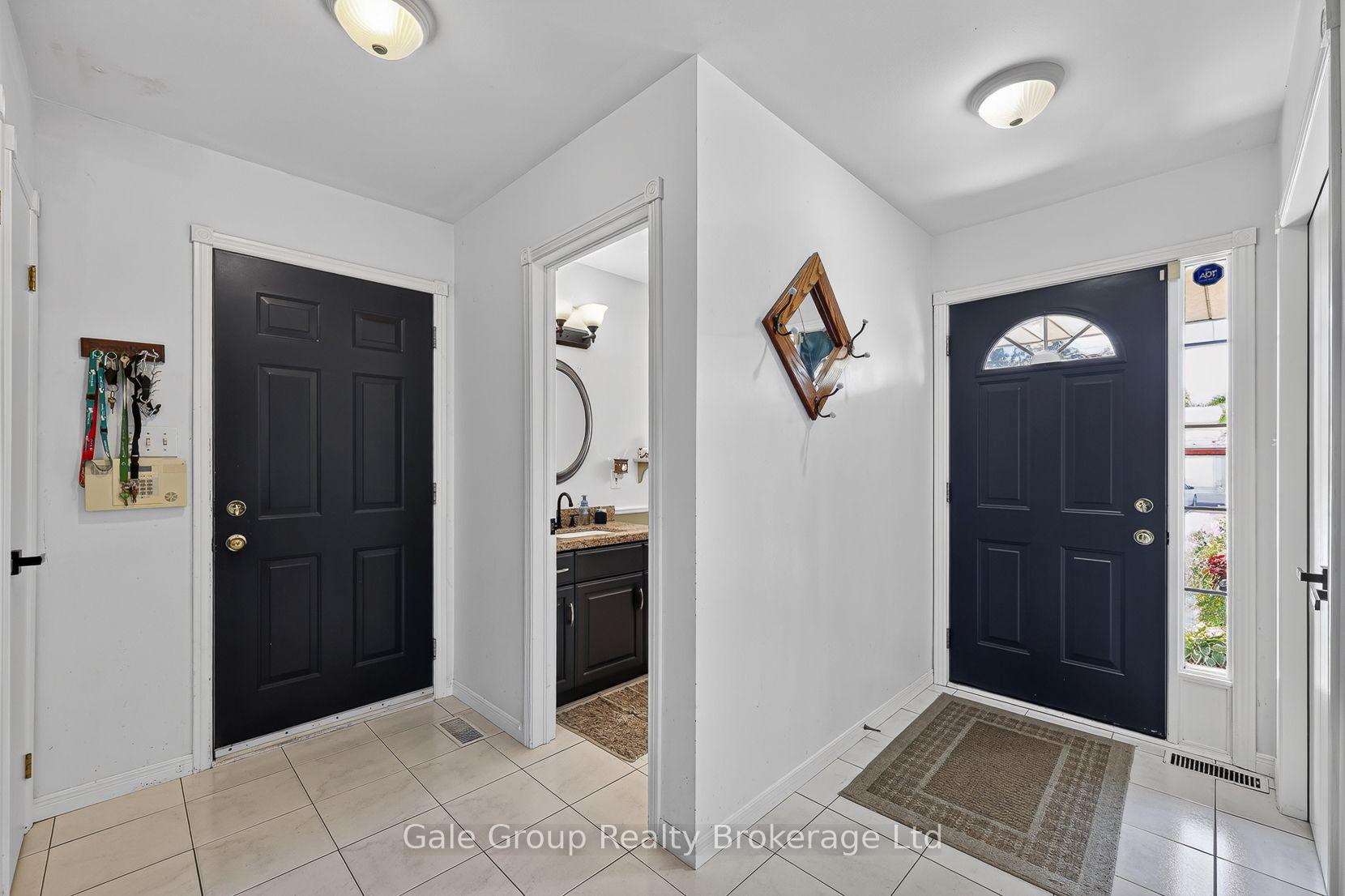 Photo 4 of 20 Daniel Street, Ingersoll, Ingersoll - South — HOMEH