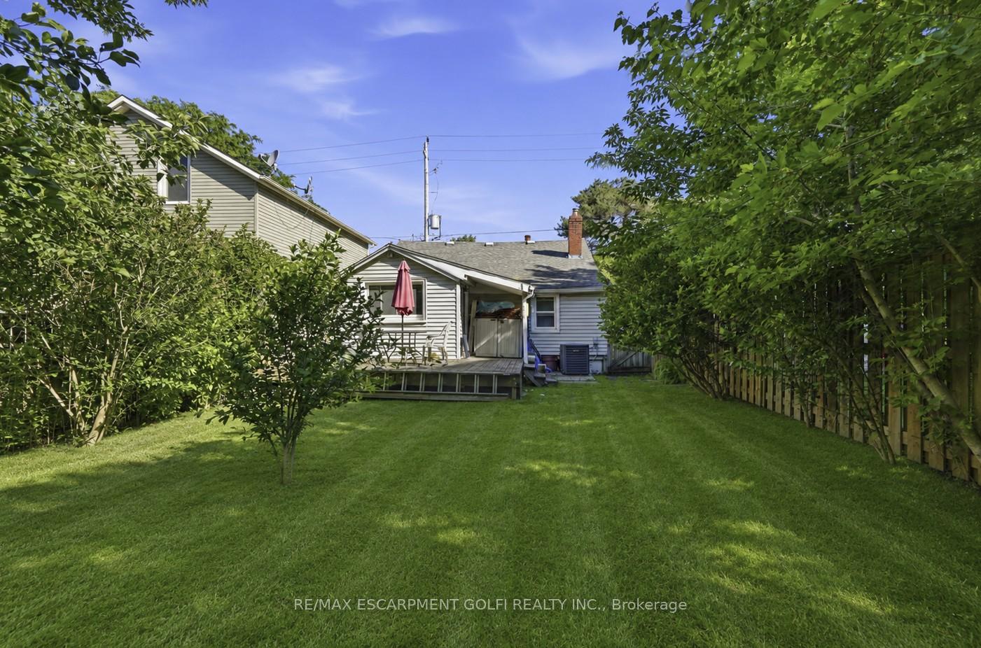 Photo 2 of 56 Welland Avenue, St. Catharines, Downtown — HOMEH