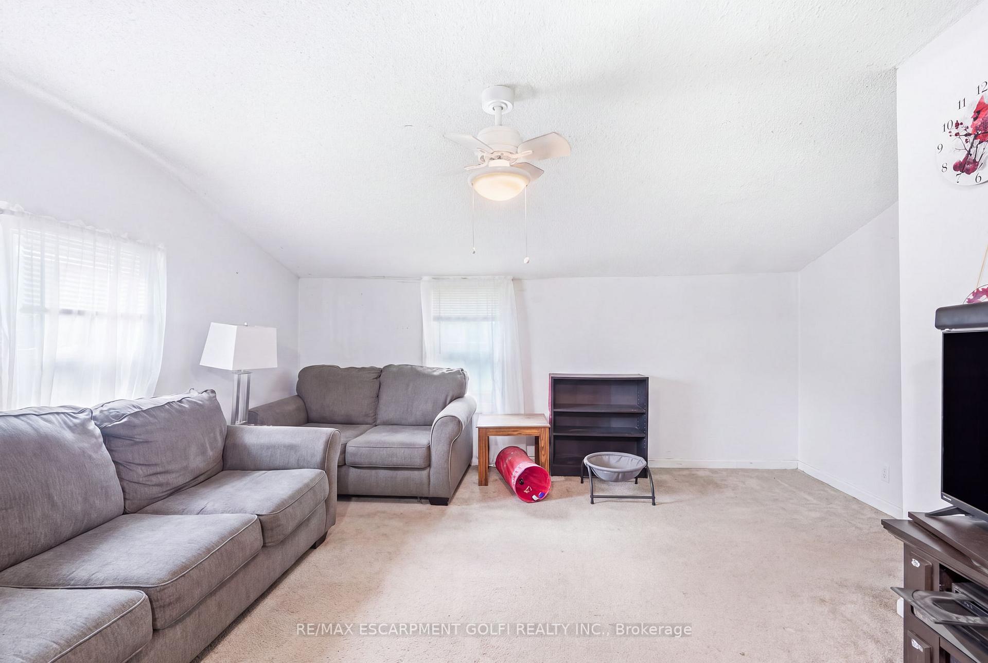 Photo 4 of 56 Welland Avenue, St. Catharines, Downtown — HOMEH