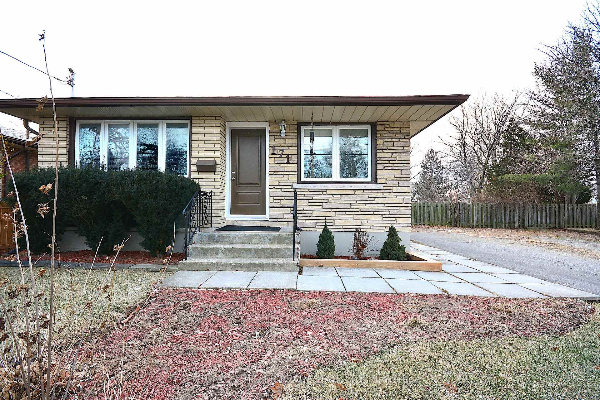 Photo of Unit 2, 171 Rykert Street