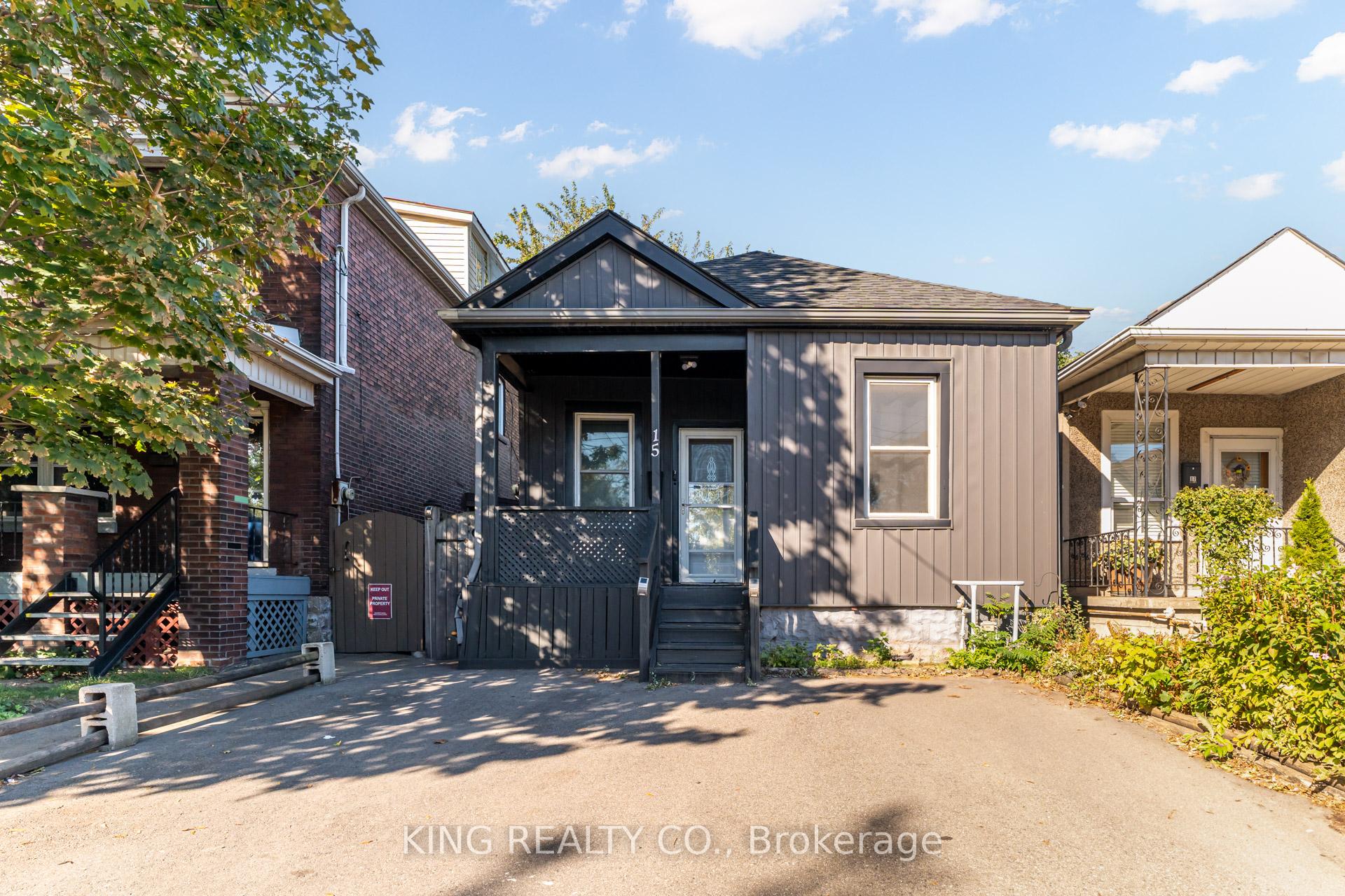 Photo 2 of 15 Dickson Street, Hamilton, North End — HOMEH