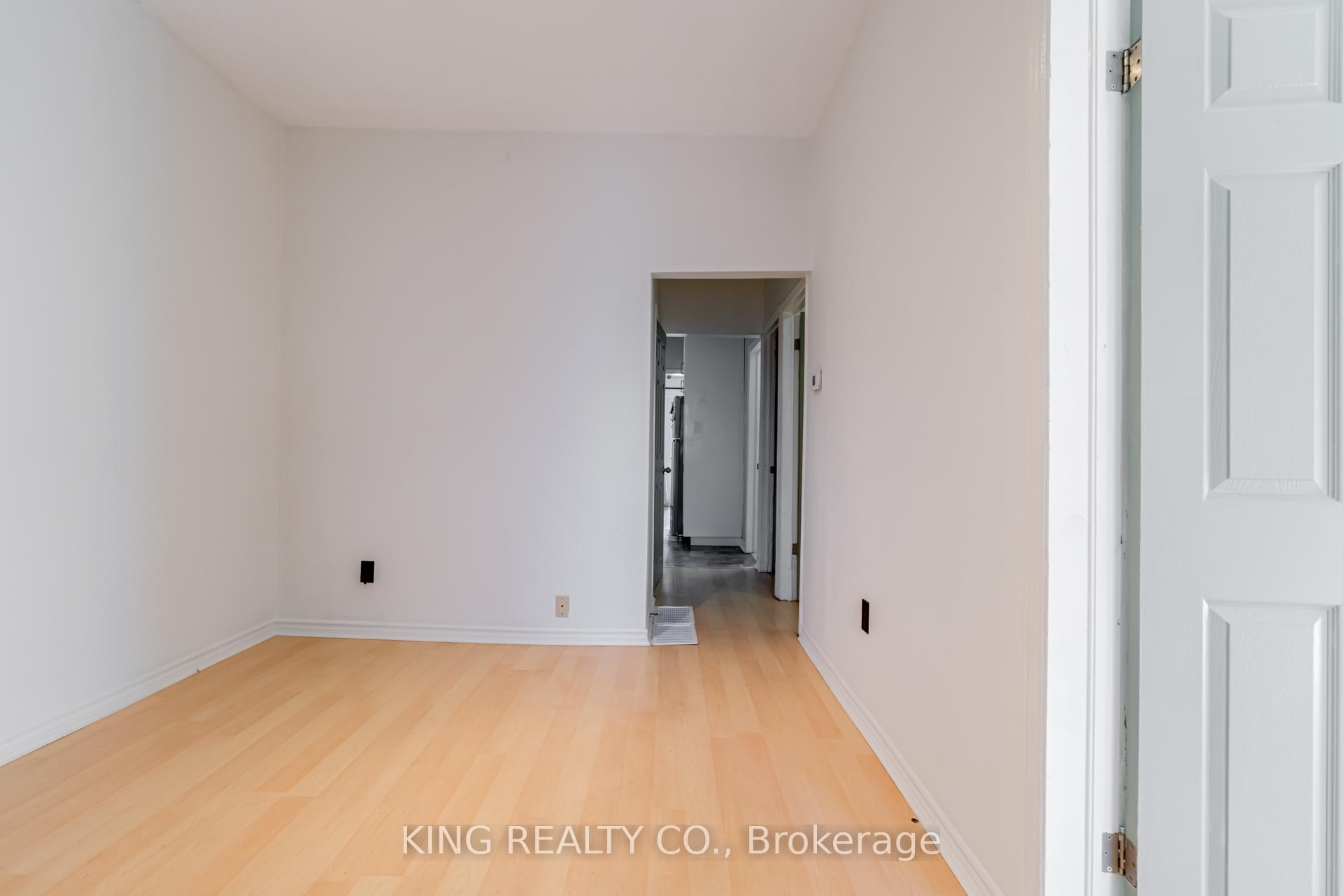 Photo 5 of 15 Dickson Street, Hamilton, North End — HOMEH