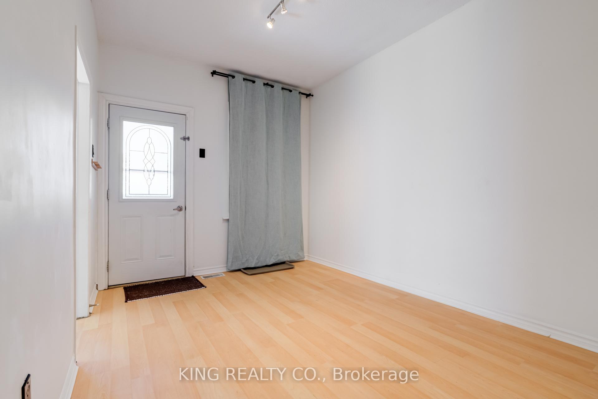 Photo 8 of 15 Dickson Street, Hamilton, North End — HOMEH