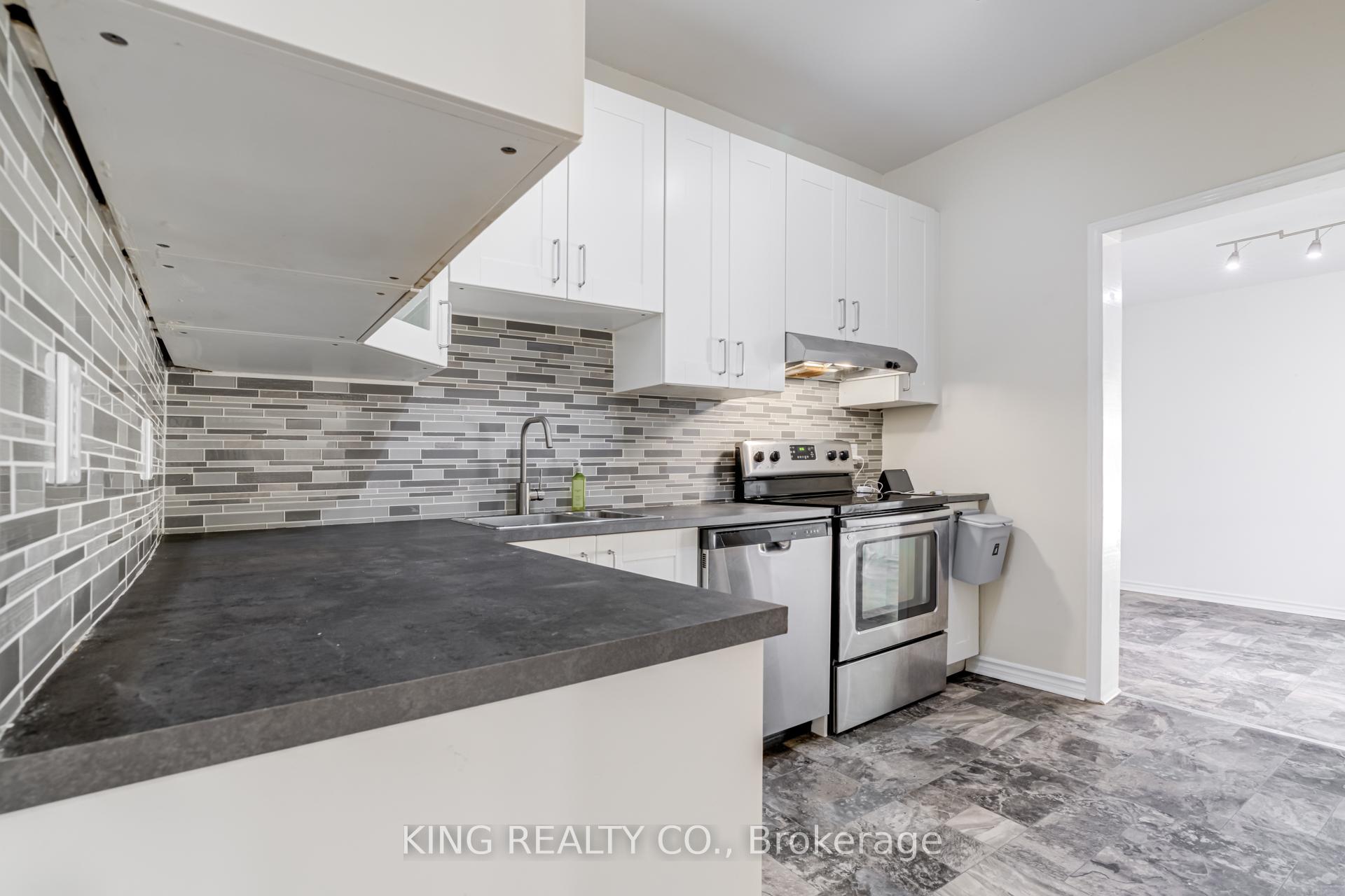 Photo 9 of 15 Dickson Street, Hamilton, North End — HOMEH