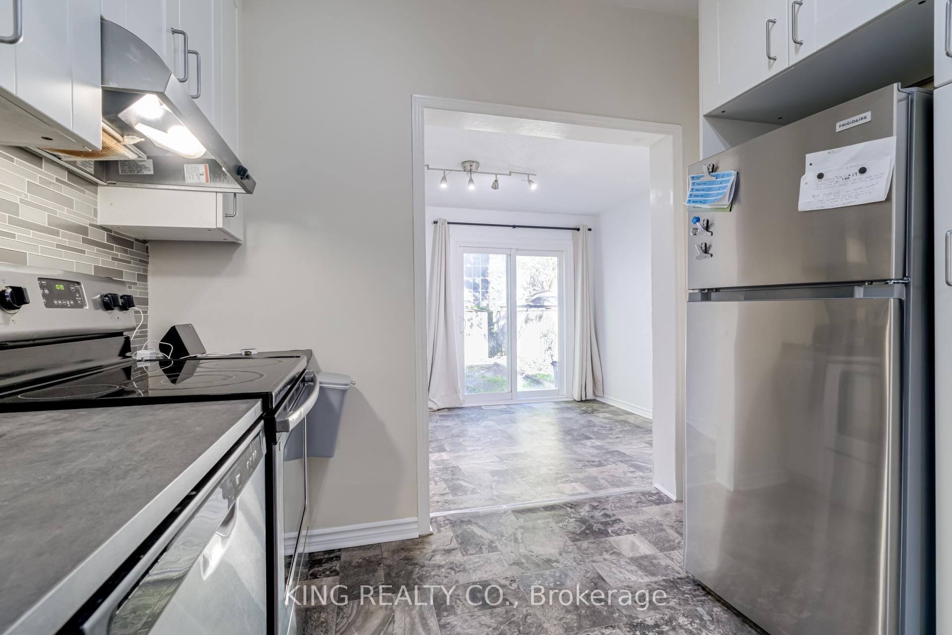 Photo 12 of 15 Dickson Street, Hamilton, North End — HOMEH