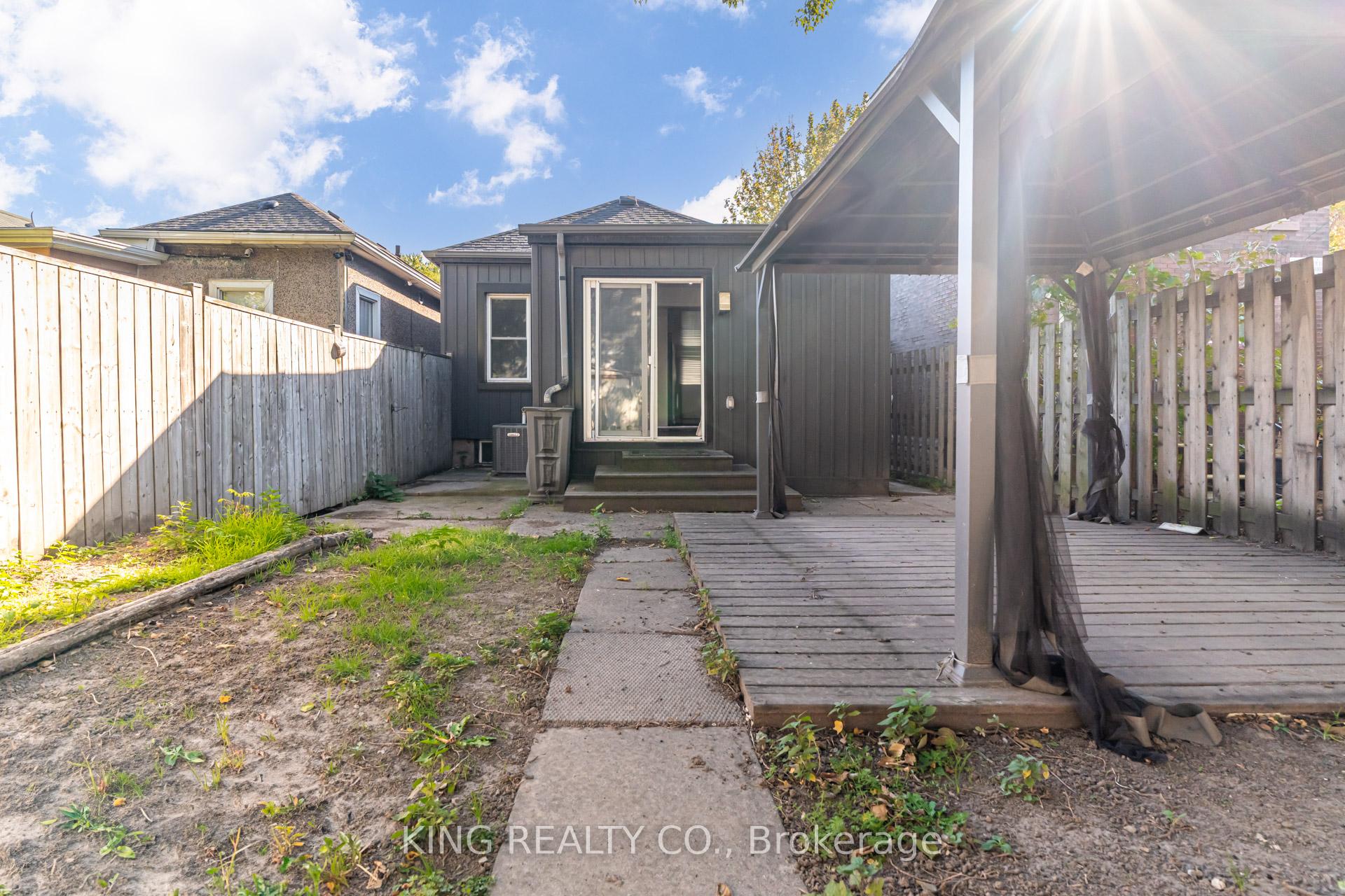 Photo 34 of 15 Dickson Street, Hamilton, North End — HOMEH