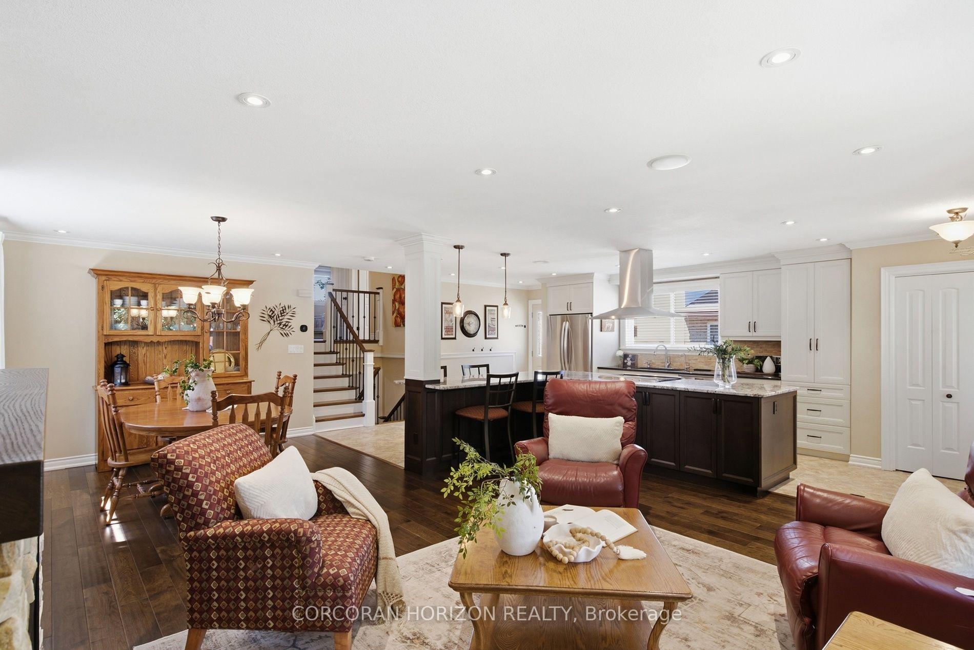 Photo 4 of 26 Alexander Avenue, Cambridge, Christopher-Champlain — HOMEH