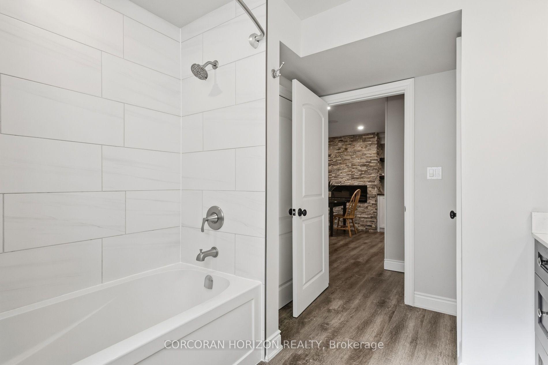Photo 10 of 26 Alexander Avenue, Cambridge, Christopher-Champlain — HOMEH