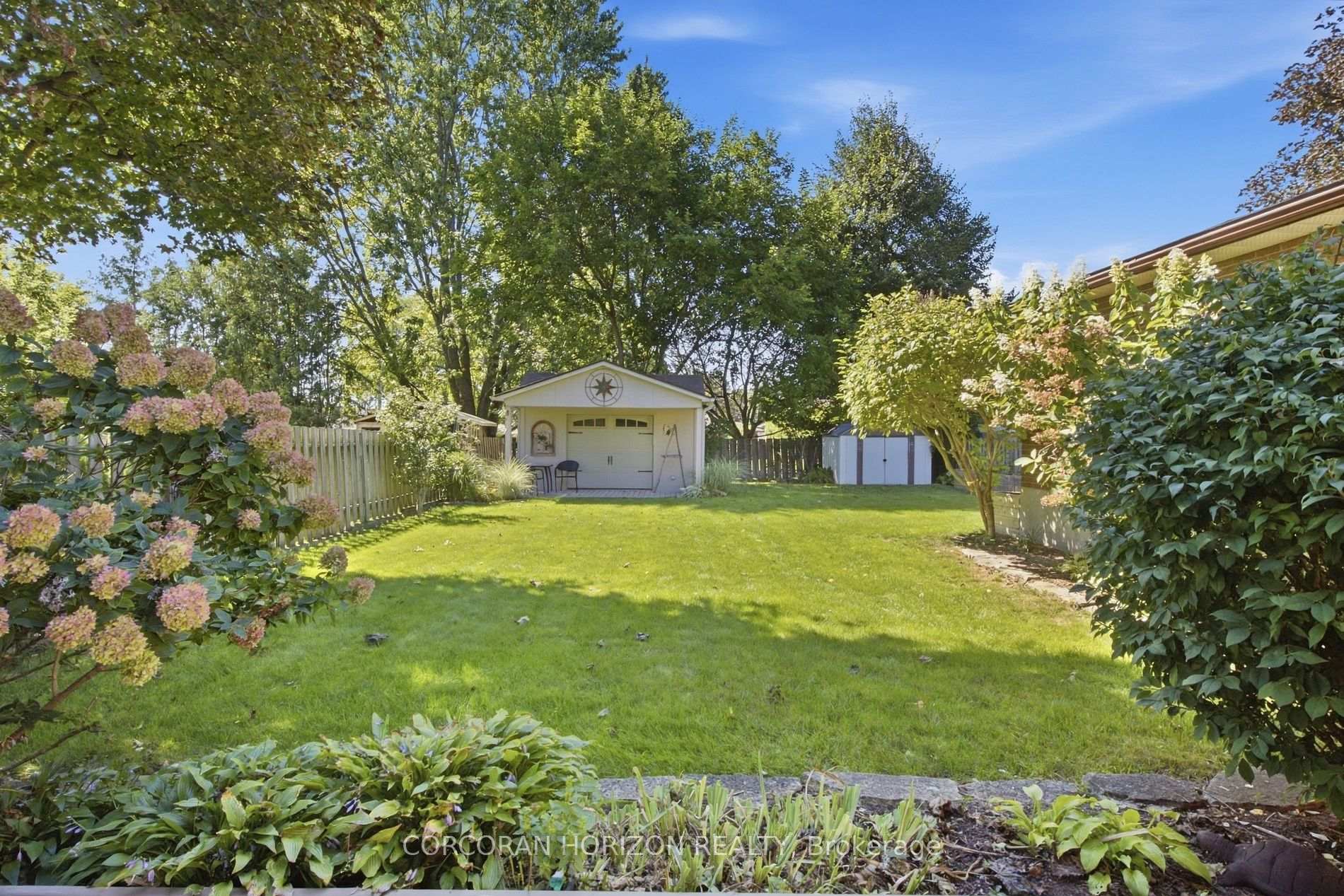 Photo 15 of 26 Alexander Avenue, Cambridge, Christopher-Champlain — HOMEH