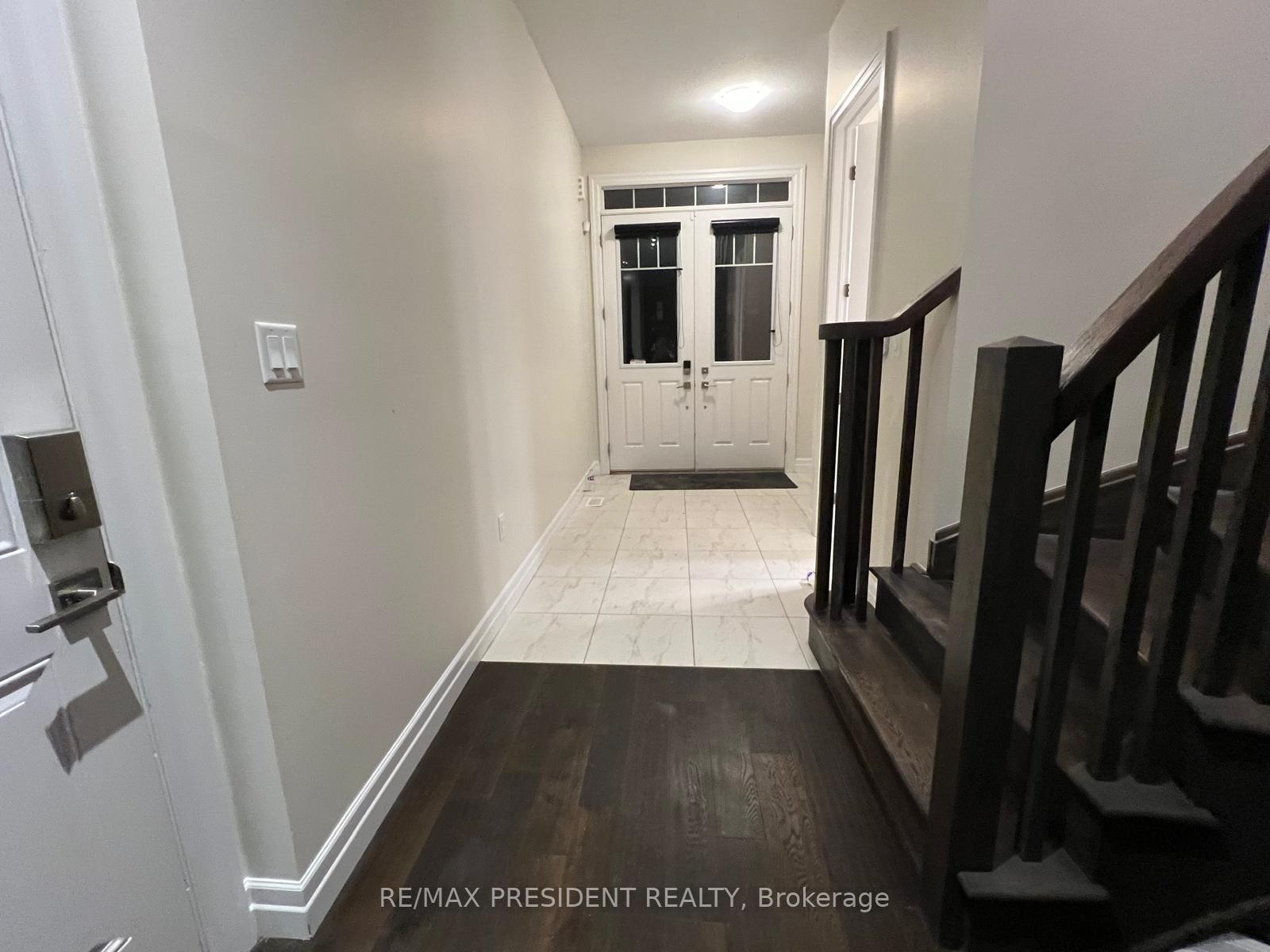 Photo 6 of 106 Greenwich Avenue, Hamilton, Stoney Creek Mountain — HOMEH