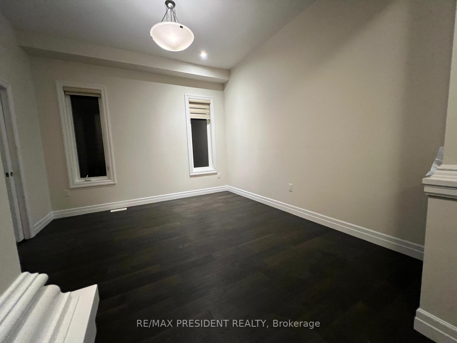 Photo 14 of 106 Greenwich Avenue, Hamilton, Stoney Creek Mountain — HOMEH