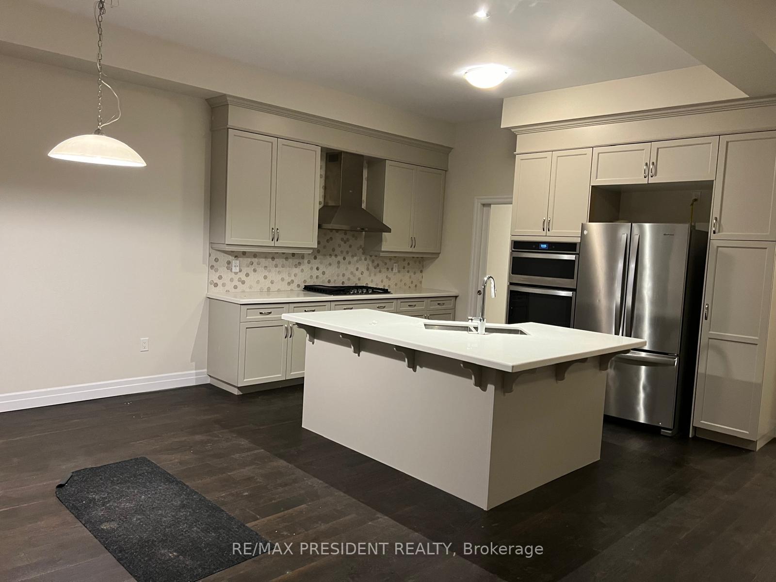 Photo 32 of 106 Greenwich Avenue, Hamilton, Stoney Creek Mountain — HOMEH