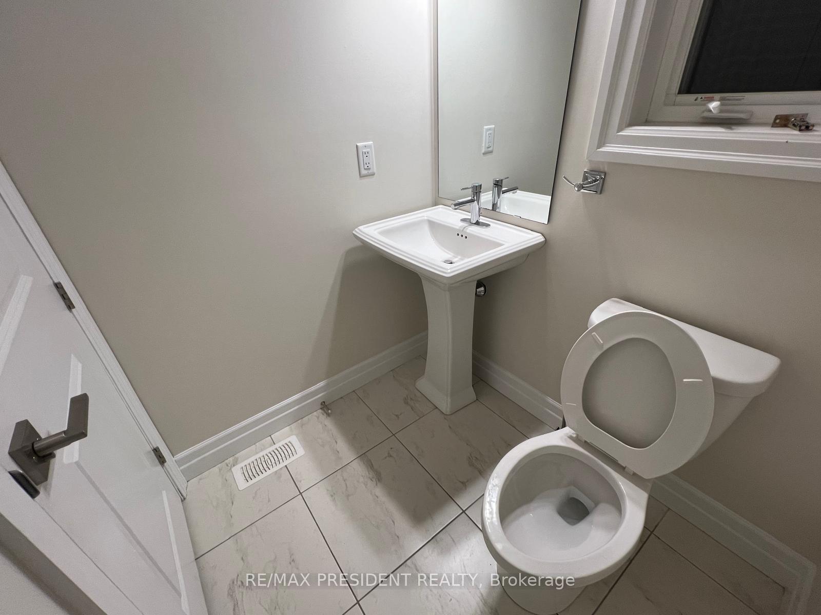 Photo 38 of 106 Greenwich Avenue, Hamilton, Stoney Creek Mountain — HOMEH