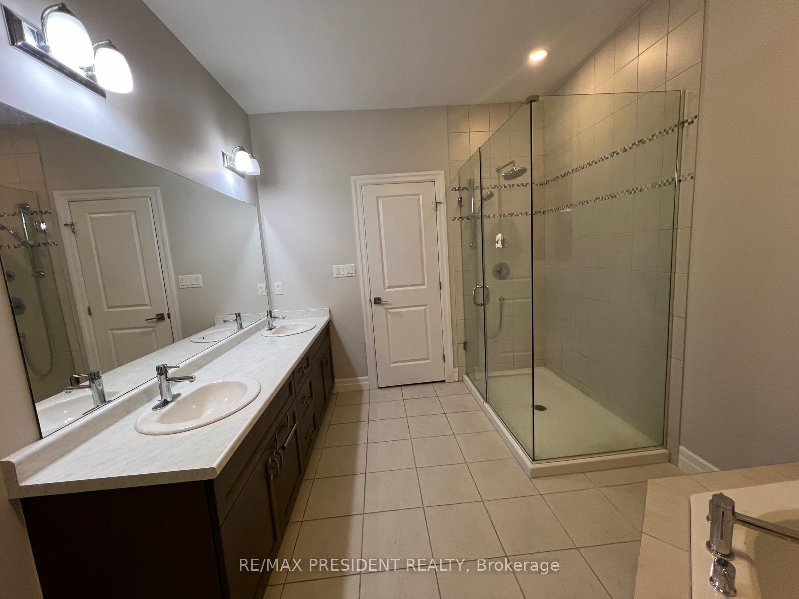 Photo 43 of 106 Greenwich Avenue, Hamilton, Stoney Creek Mountain — HOMEH