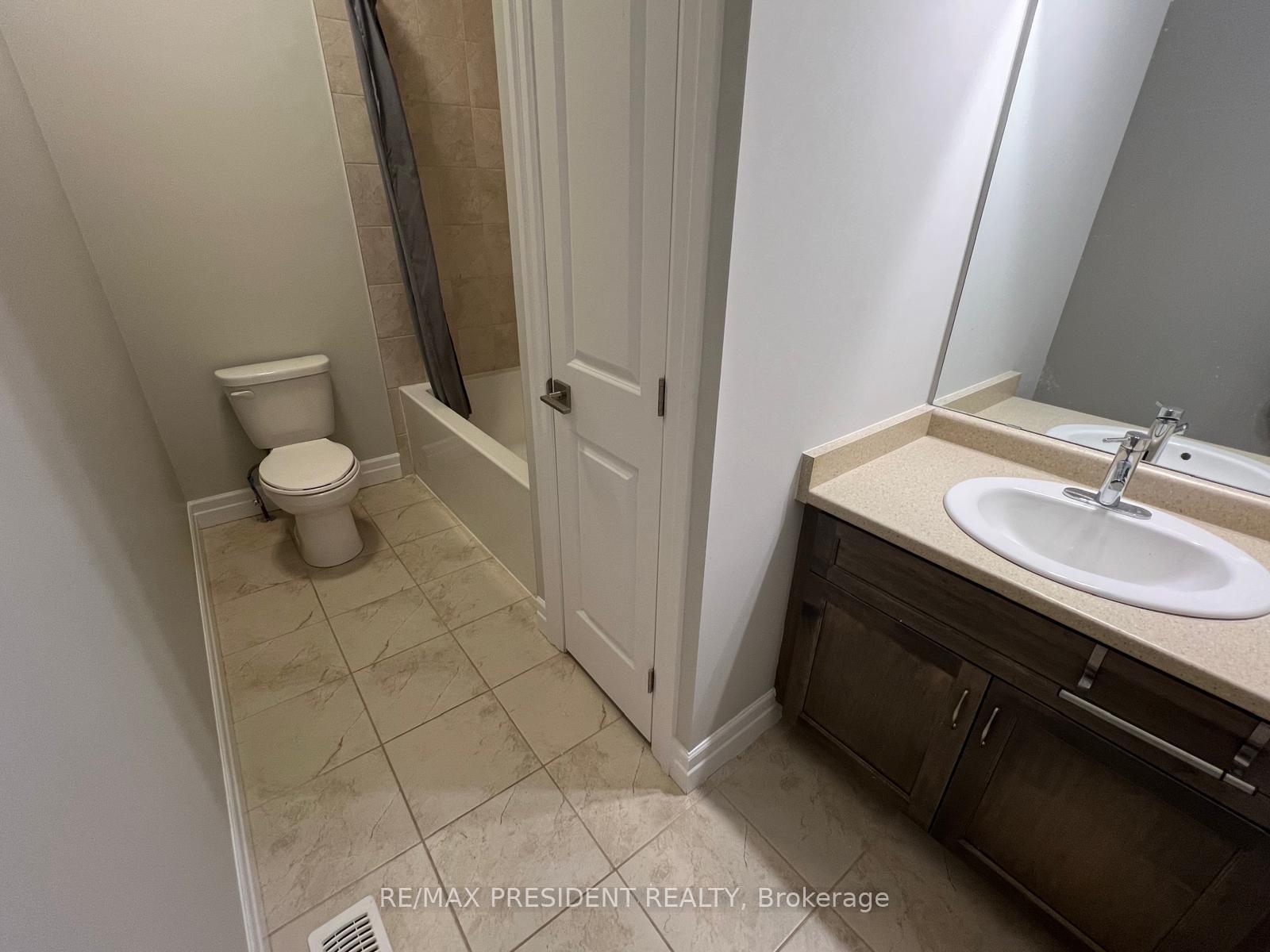 Photo 51 of 106 Greenwich Avenue, Hamilton, Stoney Creek Mountain — HOMEH