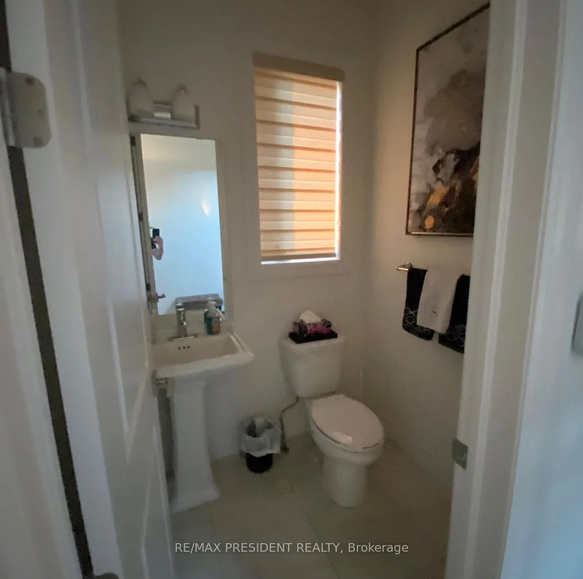 Photo 11 of 106 Greenwich Avenue, Hamilton, Stoney Creek Mountain — HOMEH