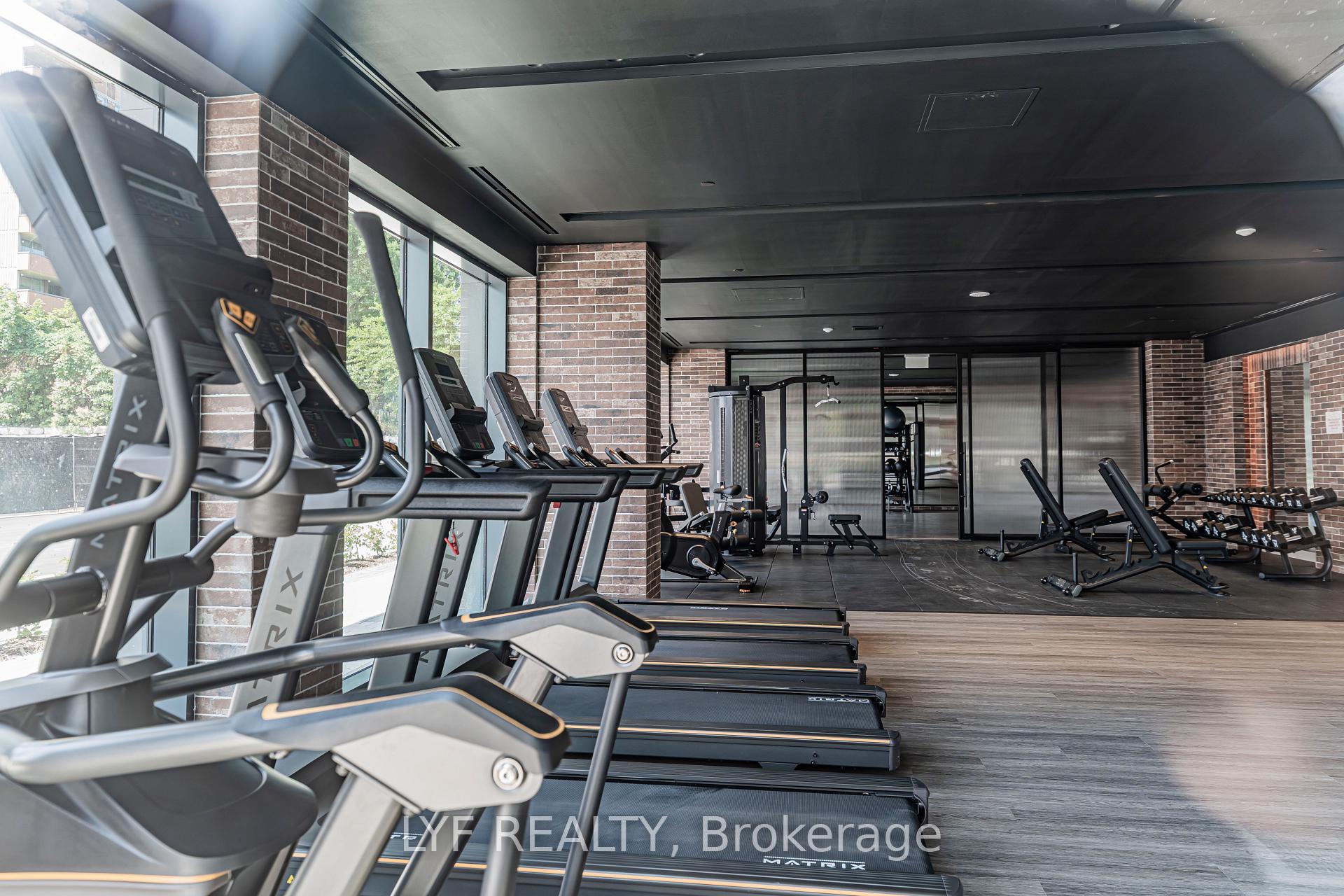 Photo 16 of Unit 918, 4010 Eglinton Avenue W, Etobicoke, Humber Heights — HOMEH