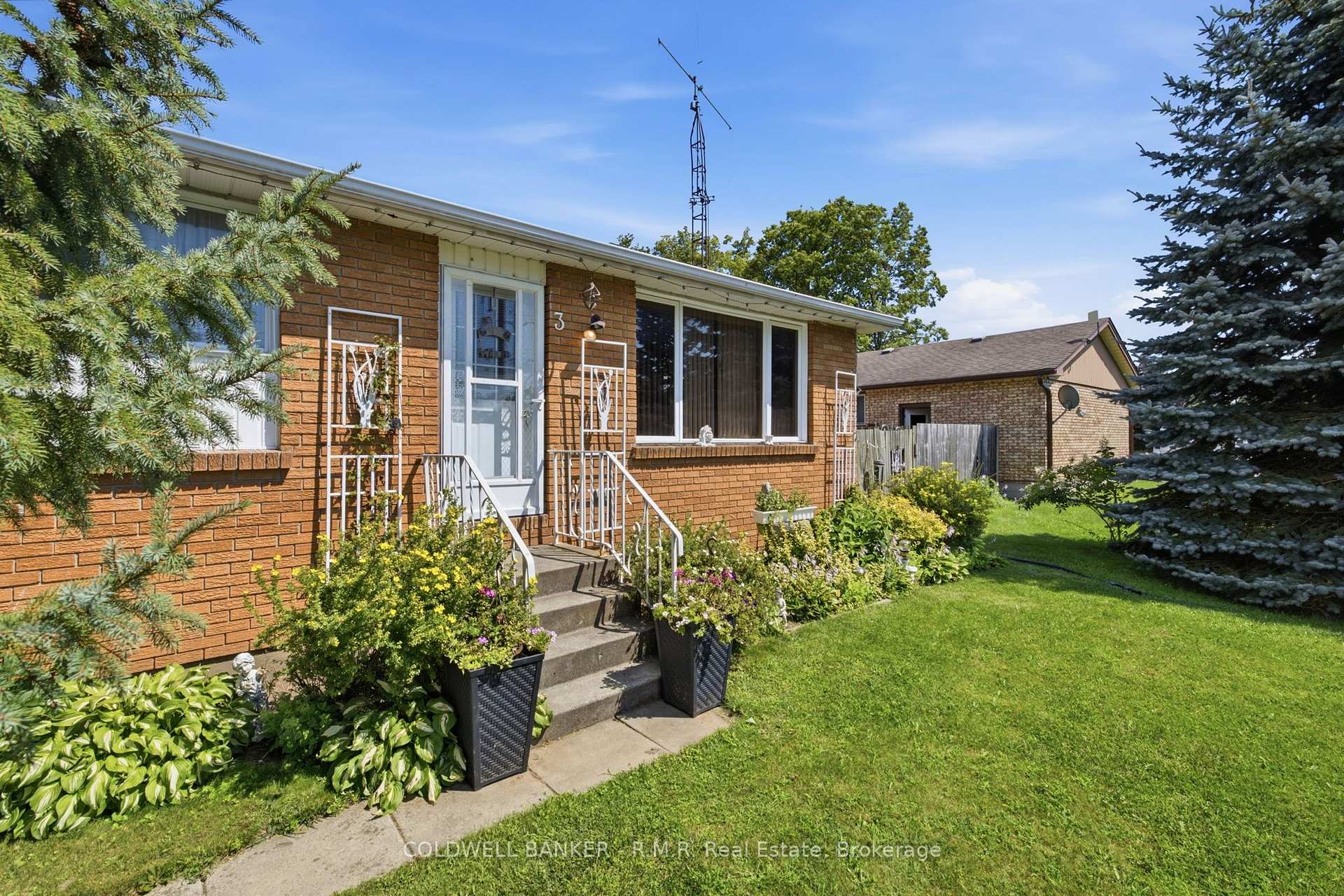 Photo 4 of 3 Coleman Crescent, Scugog, Rural Scugog — HOMEH