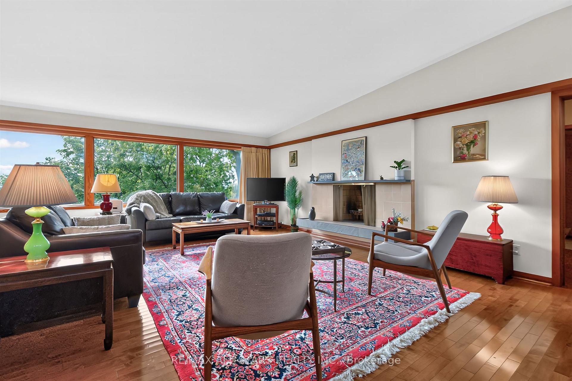 Photo 14 of 59 Hill Crescent, Scarborough, Scarborough Village — HOMEH