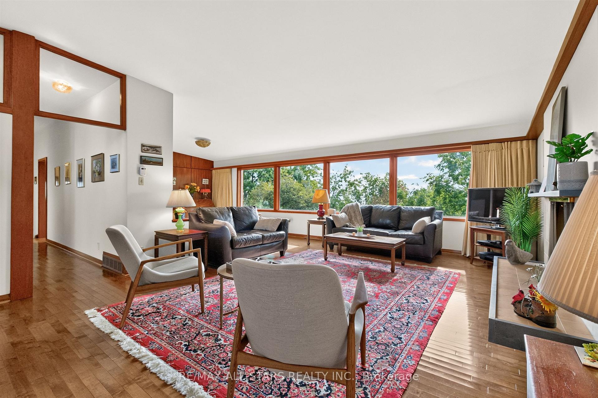 Photo 15 of 59 Hill Crescent, Scarborough, Scarborough Village — HOMEH
