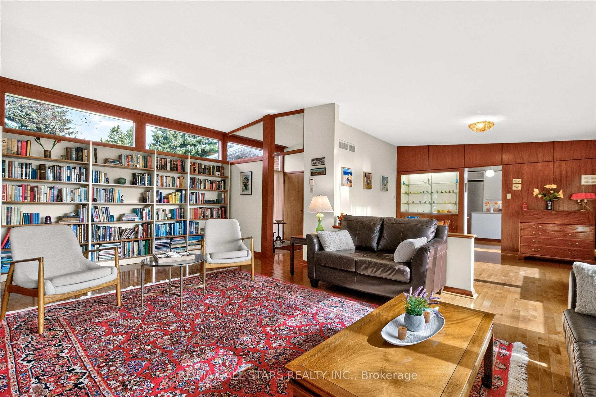 Photo 16 of 59 Hill Crescent, Scarborough, Scarborough Village — HOMEH