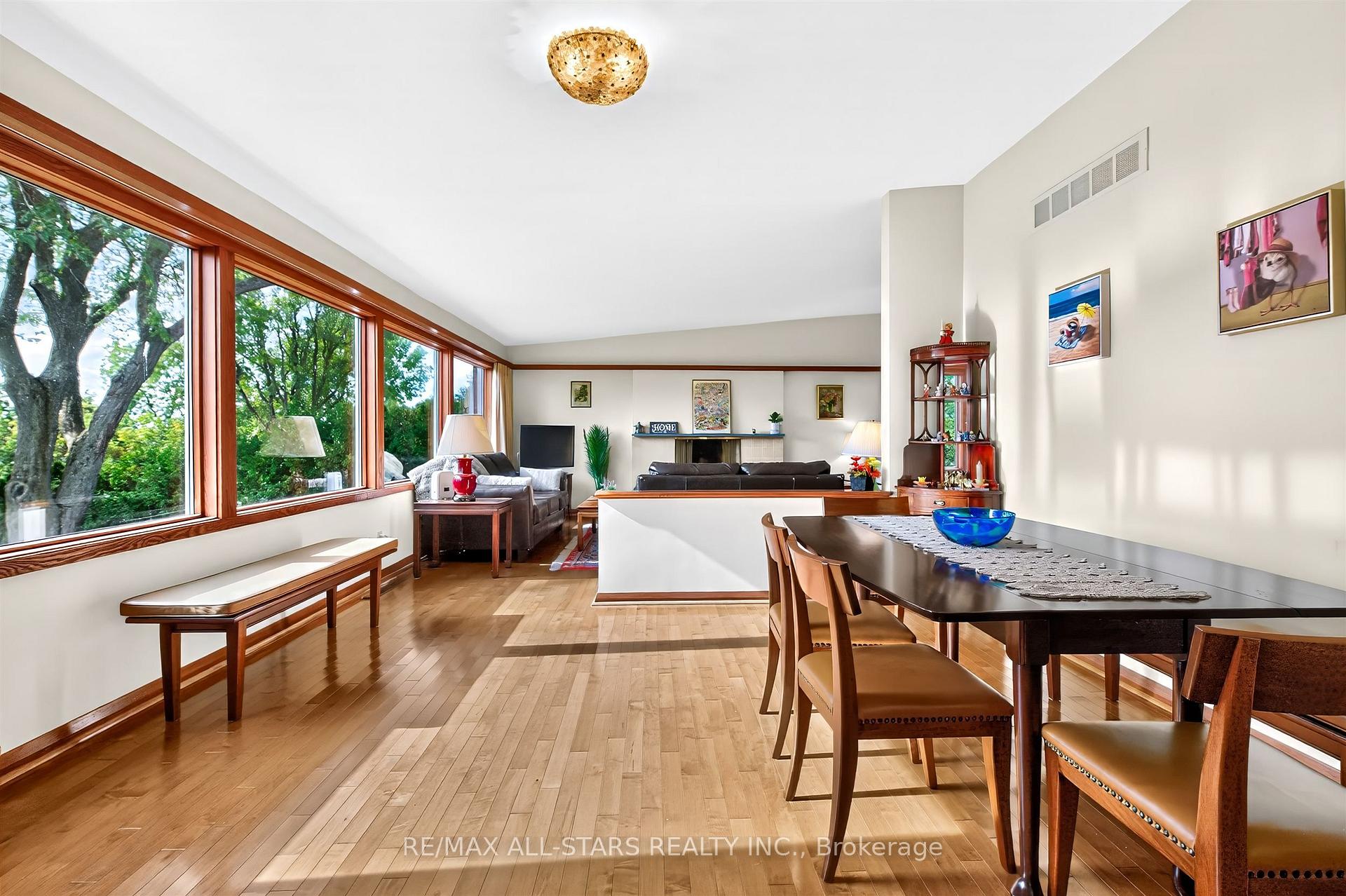 Photo 21 of 59 Hill Crescent, Scarborough, Scarborough Village — HOMEH