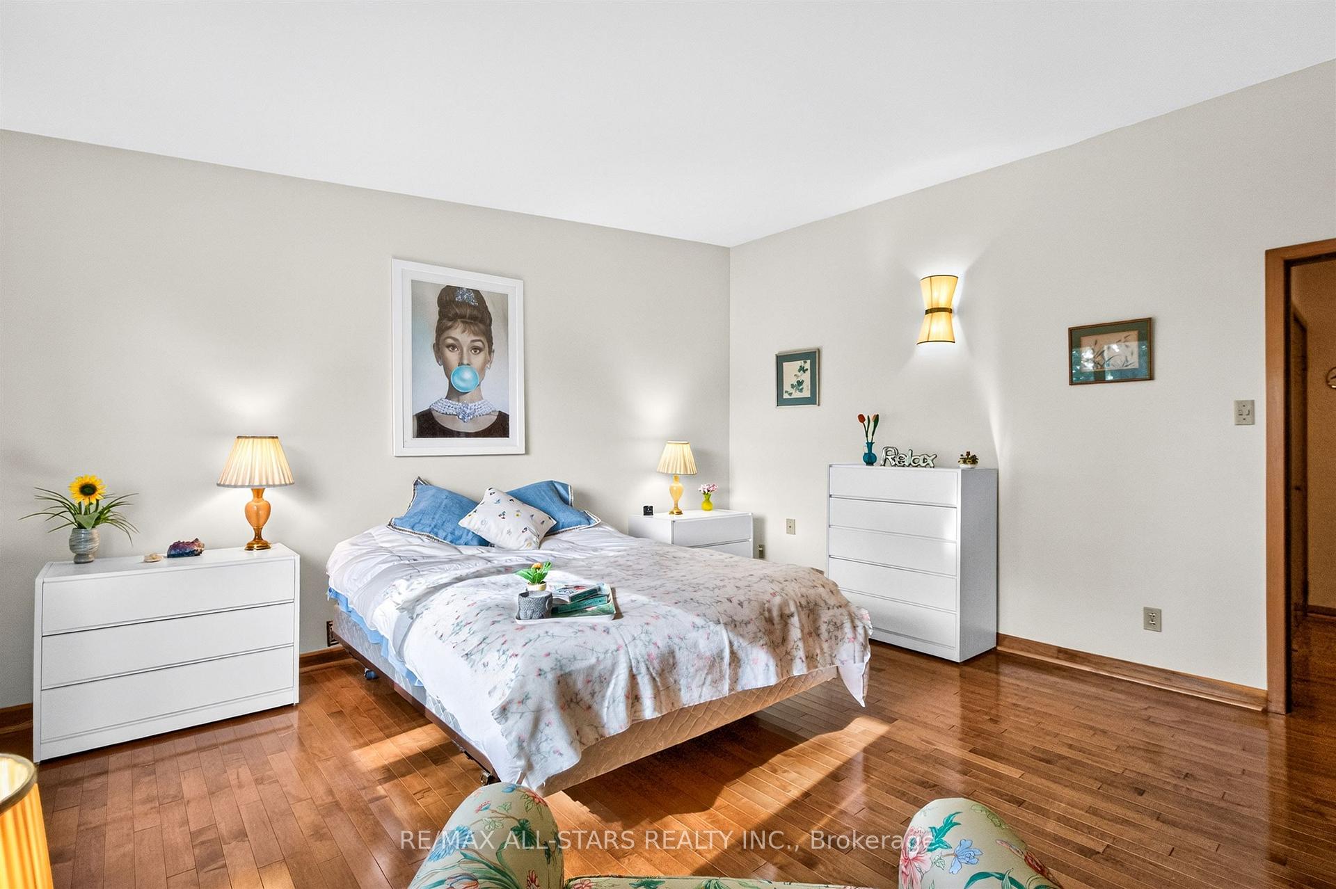 Photo 24 of 59 Hill Crescent, Scarborough, Scarborough Village — HOMEH