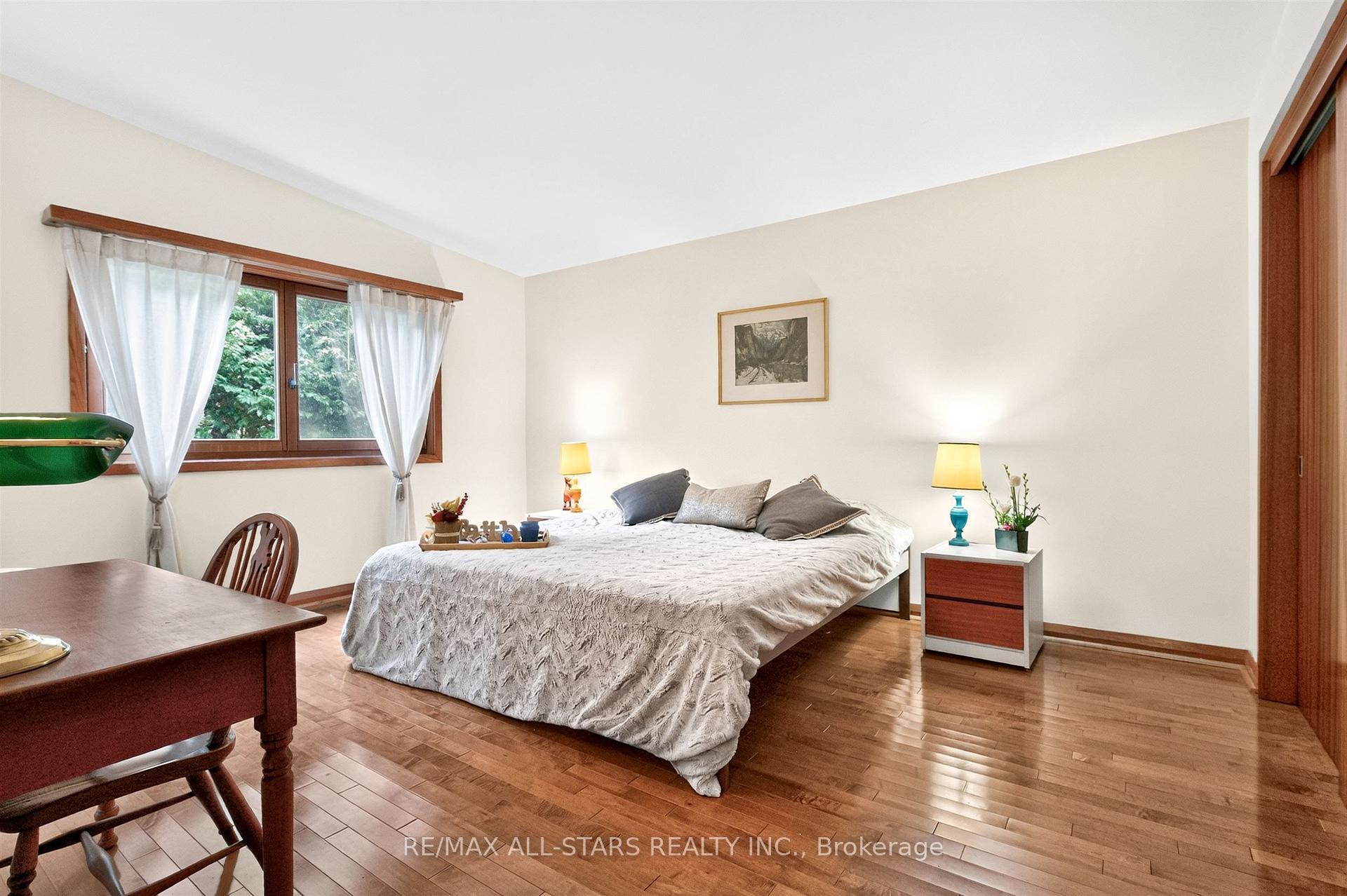 Photo 26 of 59 Hill Crescent, Scarborough, Scarborough Village — HOMEH
