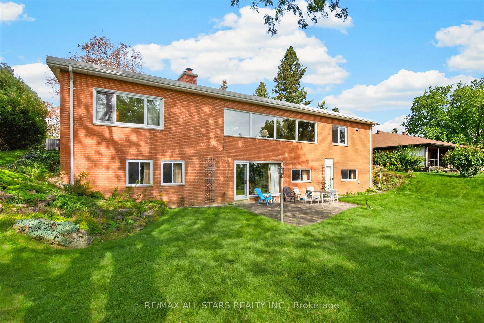 Photo 40 of 59 Hill Crescent, Scarborough, Scarborough Village — HOMEH