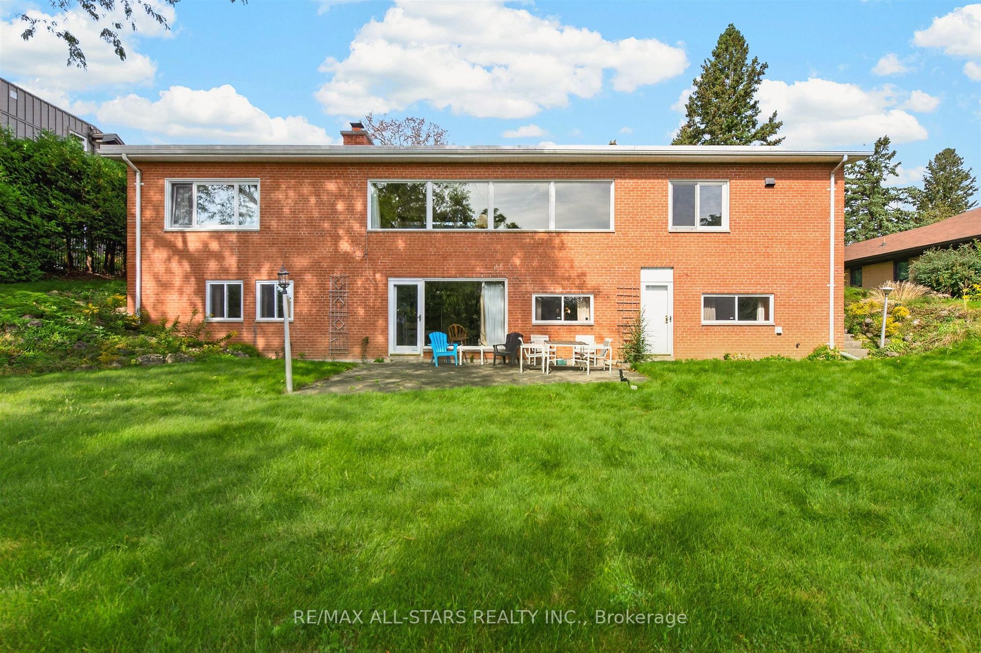 Photo 41 of 59 Hill Crescent, Scarborough, Scarborough Village — HOMEH