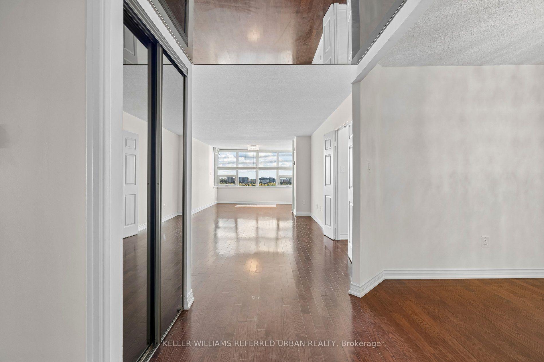 Photo 8 of Unit 2107, 55 Skymark Drive, North York, Hillcrest Village — HOMEH
