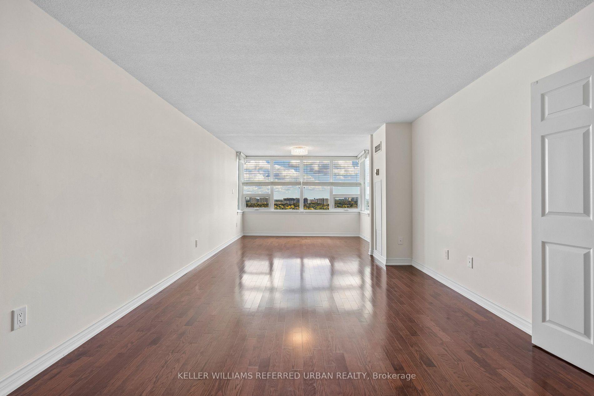 Photo 9 of Unit 2107, 55 Skymark Drive, North York, Hillcrest Village — HOMEH