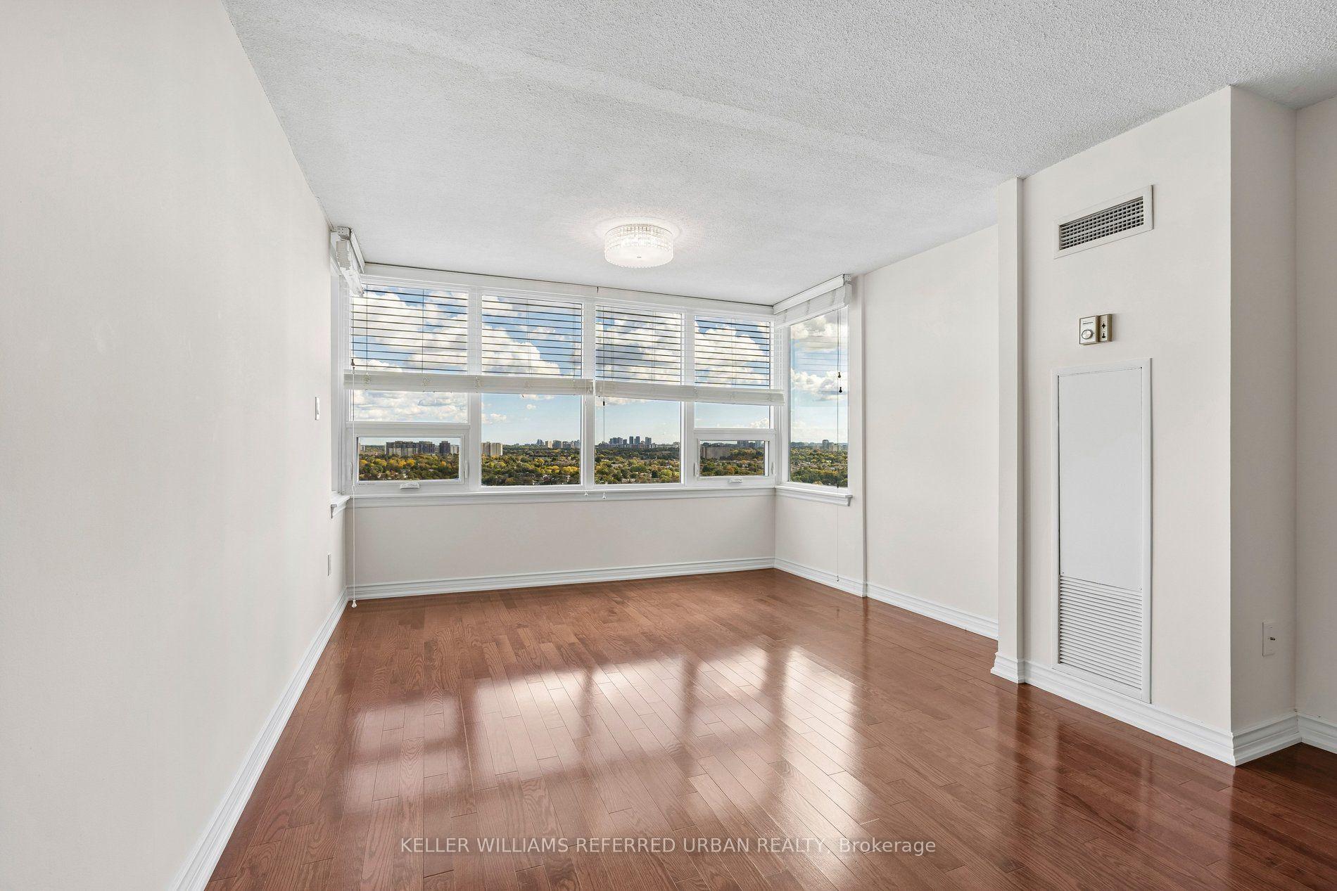 Photo 10 of Unit 2107, 55 Skymark Drive, North York, Hillcrest Village — HOMEH