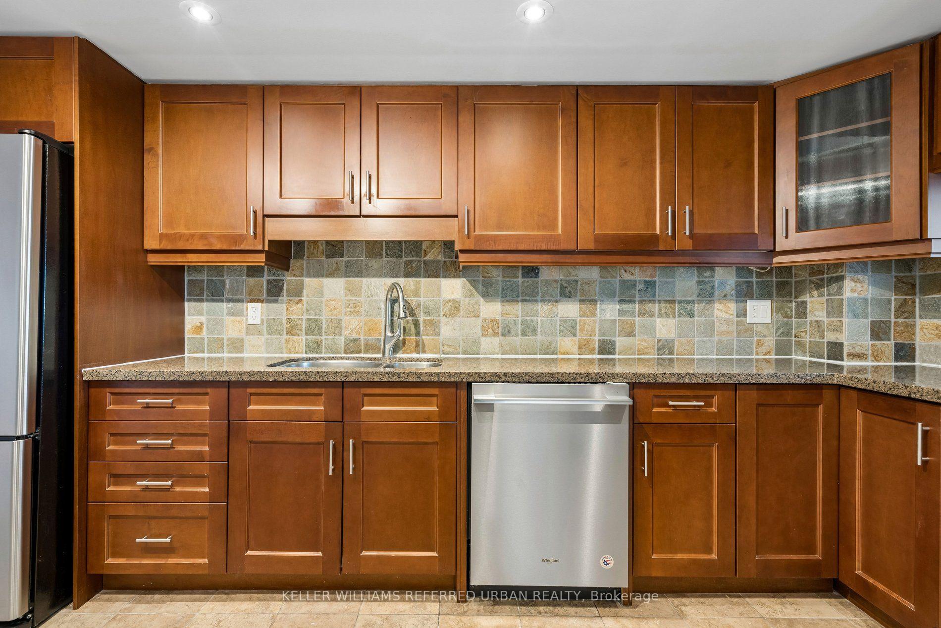Photo 17 of Unit 2107, 55 Skymark Drive, North York, Hillcrest Village — HOMEH