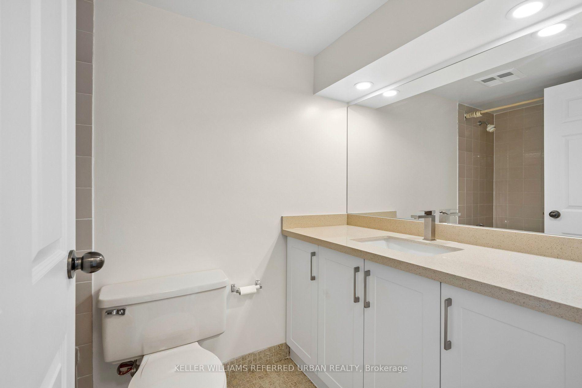Photo 31 of Unit 2107, 55 Skymark Drive, North York, Hillcrest Village — HOMEH