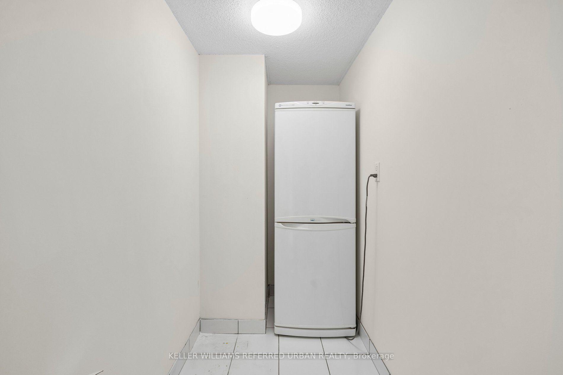 Photo 32 of Unit 2107, 55 Skymark Drive, North York, Hillcrest Village — HOMEH