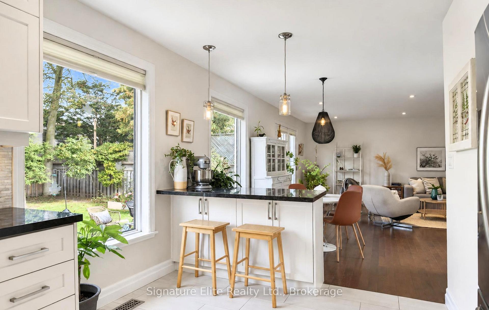 Photo 13 of 256 Catalina Drive, Scarborough, Guildwood — HOMEH