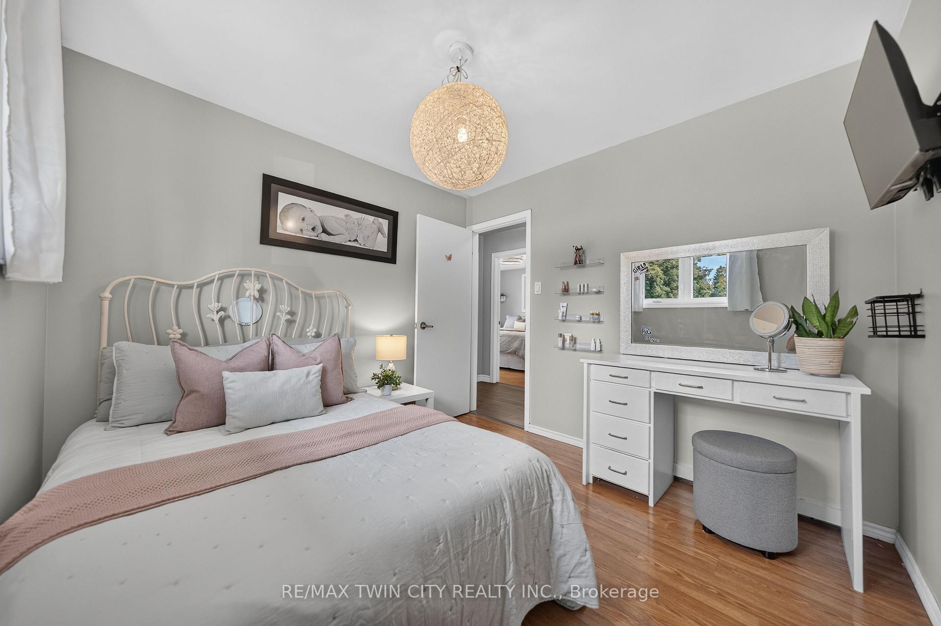 Photo 25 of 59 Notre Dame Avenue, Woolwich, Breslau — HOMEH