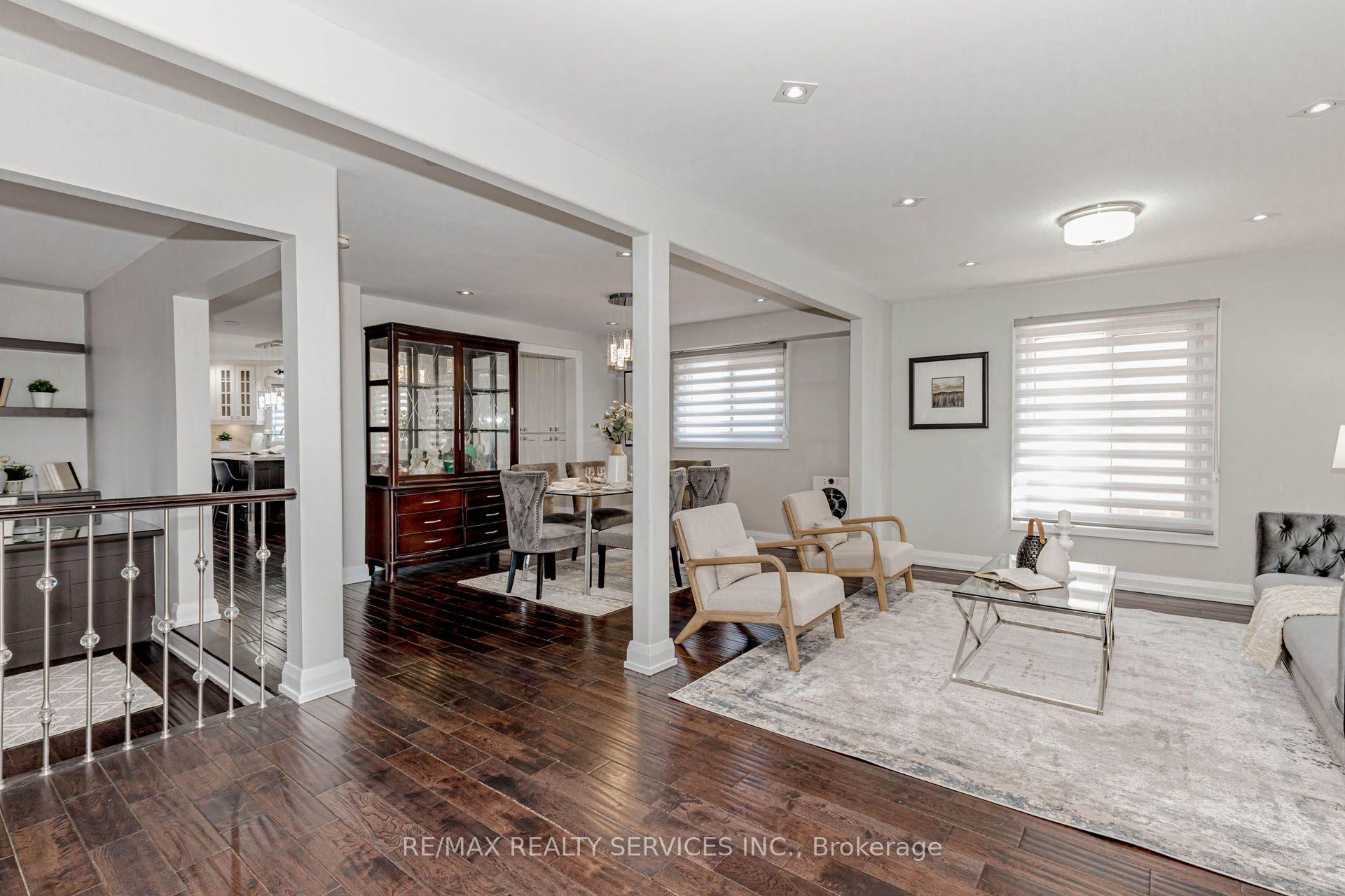 Photo 11 of 2 Gervais Drive, Brampton, Fletcher's West — HOMEH