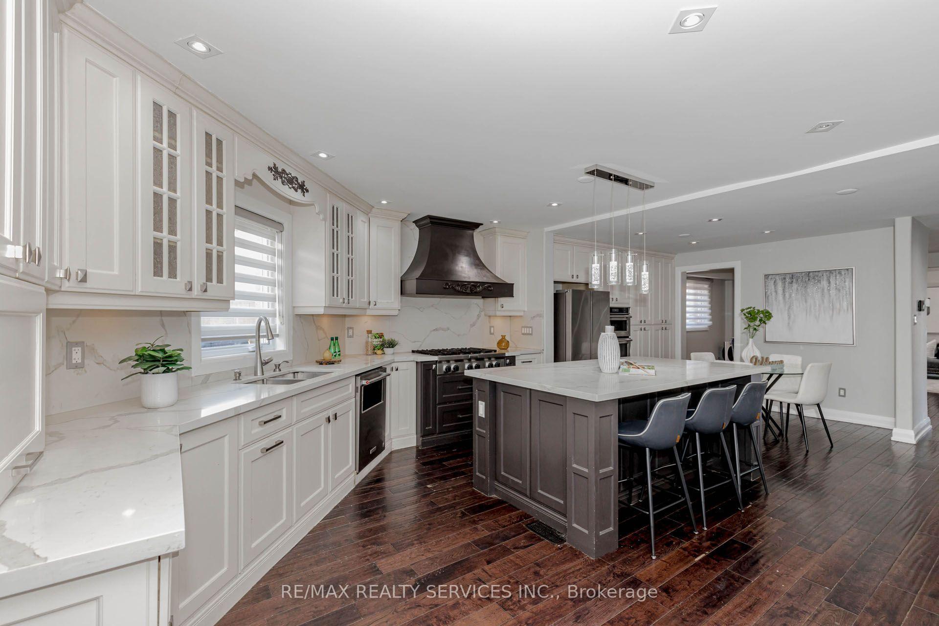Photo 23 of 2 Gervais Drive, Brampton, Fletcher's West — HOMEH