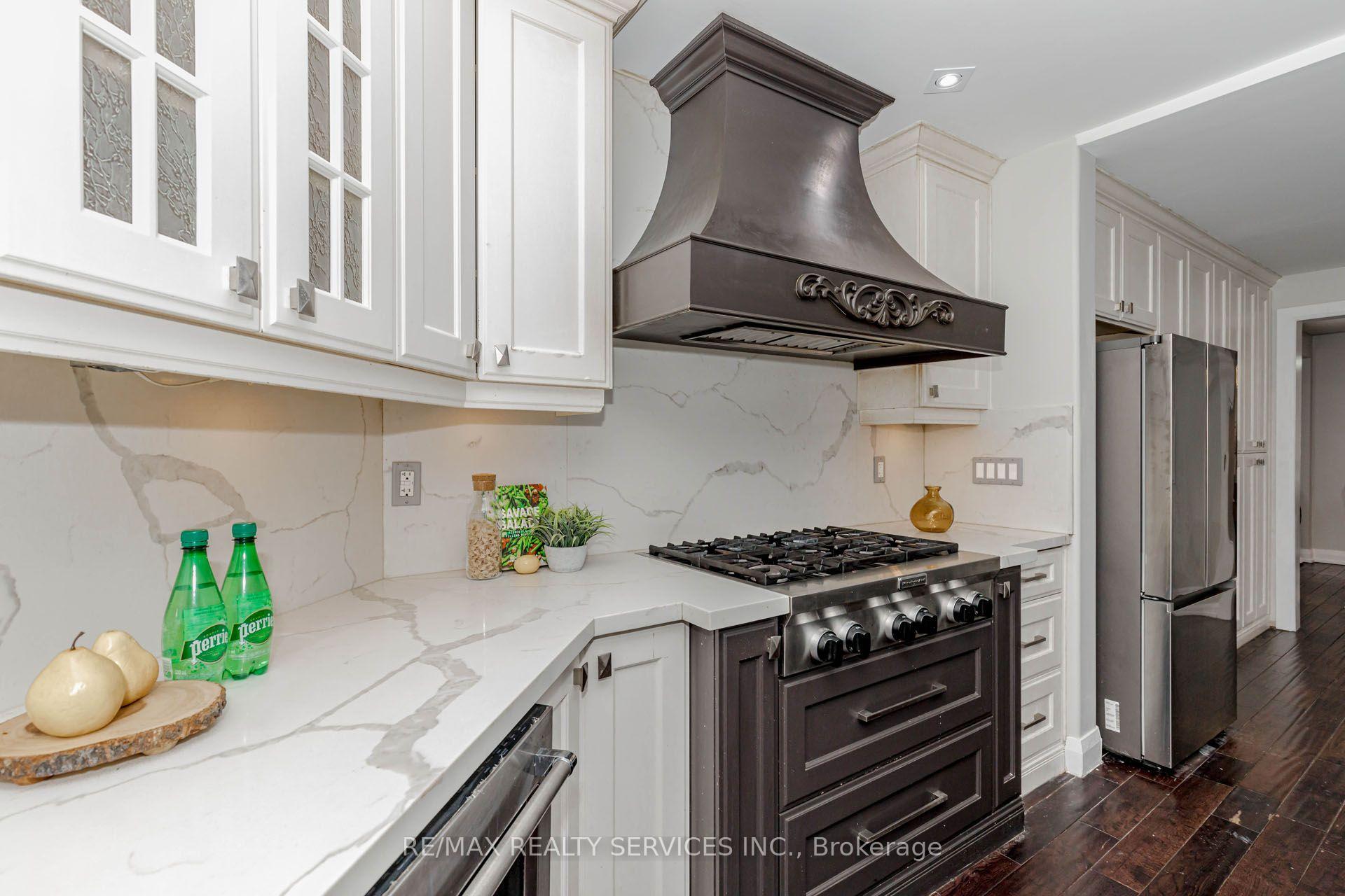 Photo 24 of 2 Gervais Drive, Brampton, Fletcher's West — HOMEH