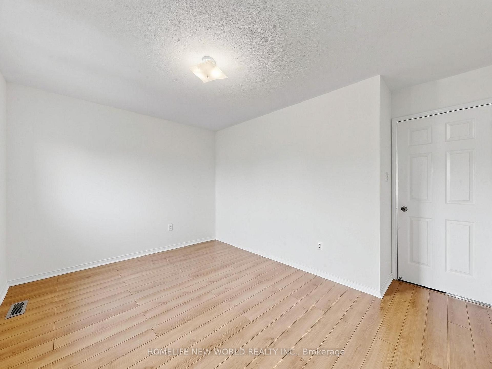 Photo 37 of 20 Arjay Trail, Brampton, Brampton West — HOMEH